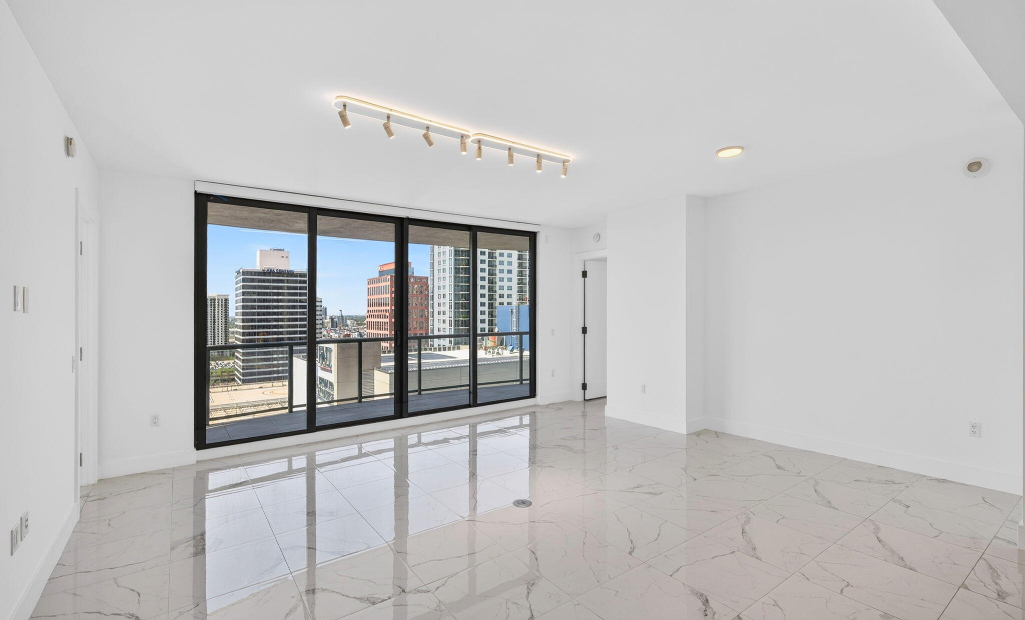 100 E Las Olas #1902, Fort Lauderdale FL 33301