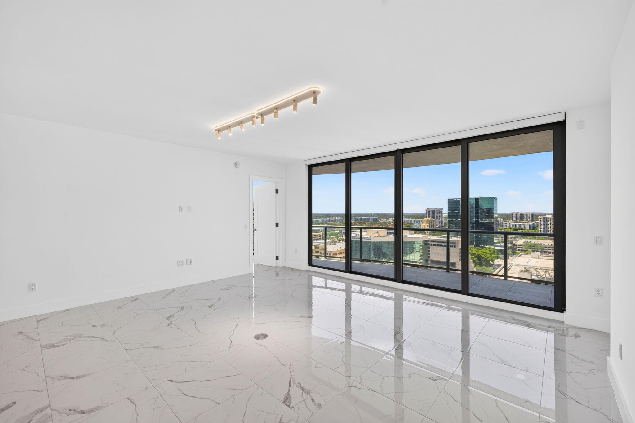 100 E Las Olas #1902, Fort Lauderdale FL 33301