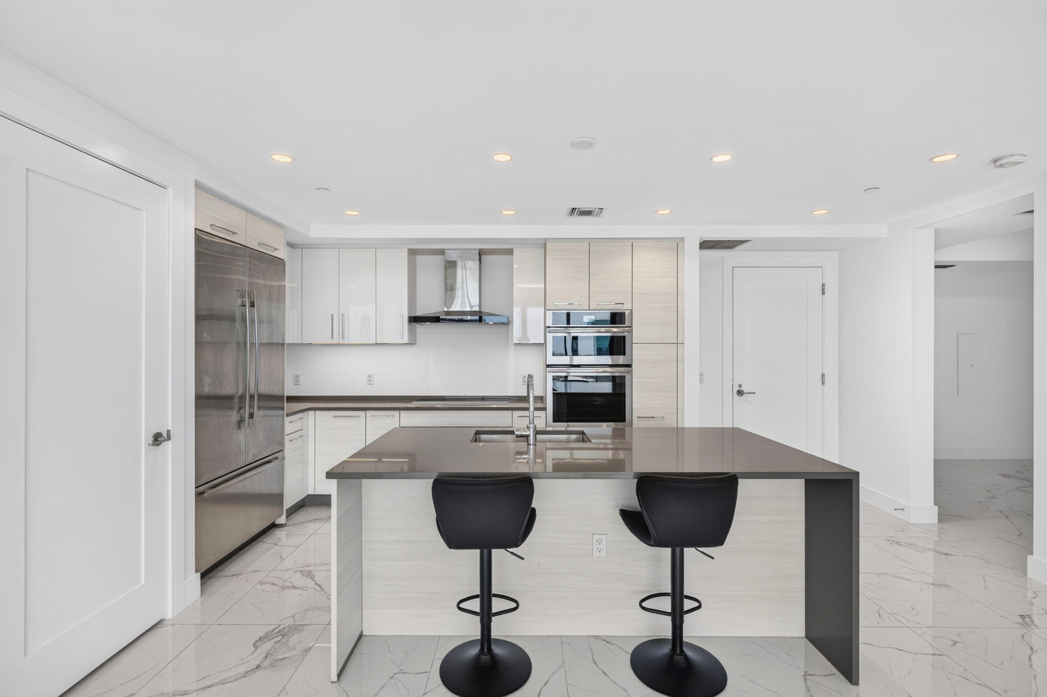 100 E Las Olas #1902, Fort Lauderdale FL 33301