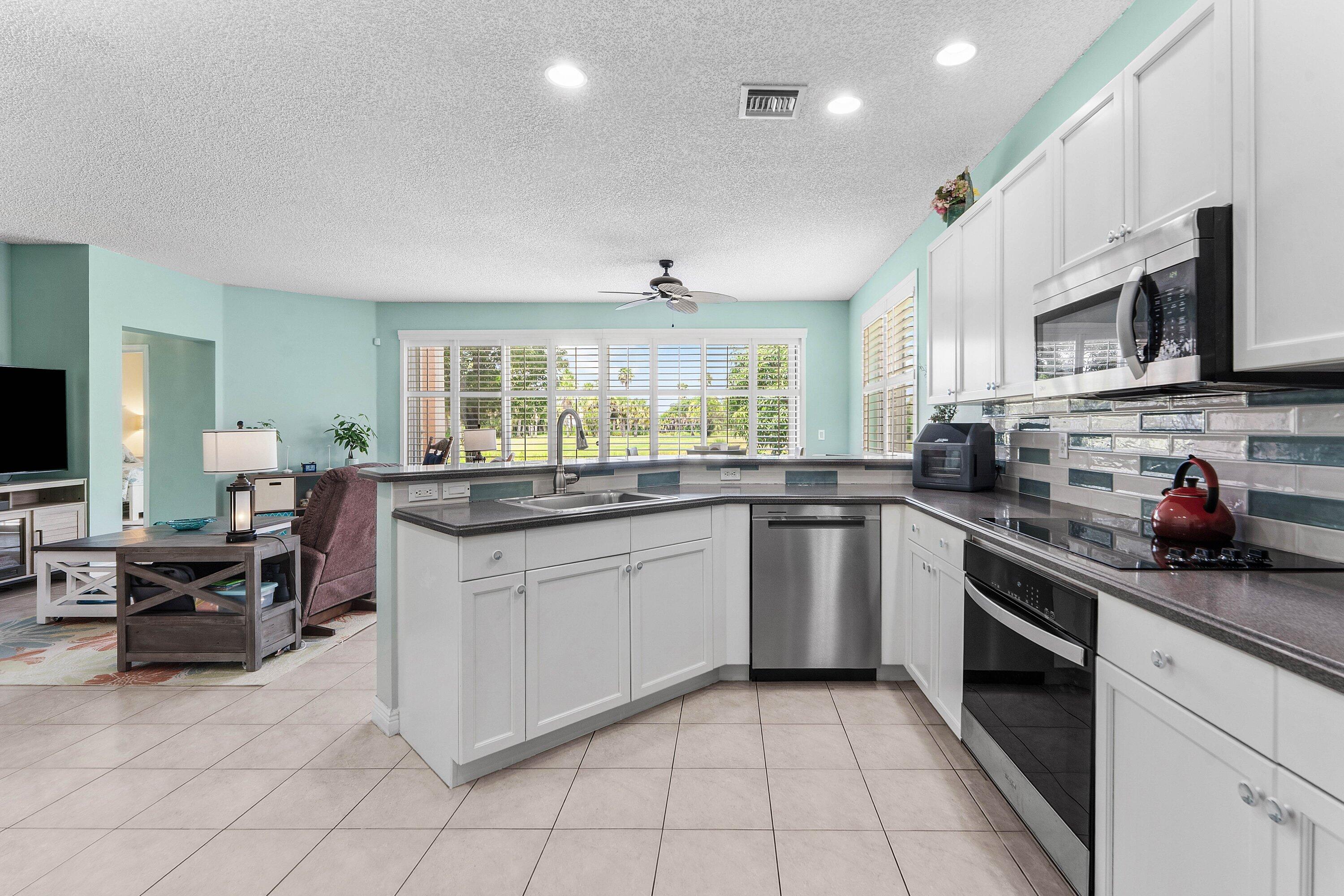 2129 RESTON, Royal Palm Beach FL 33411