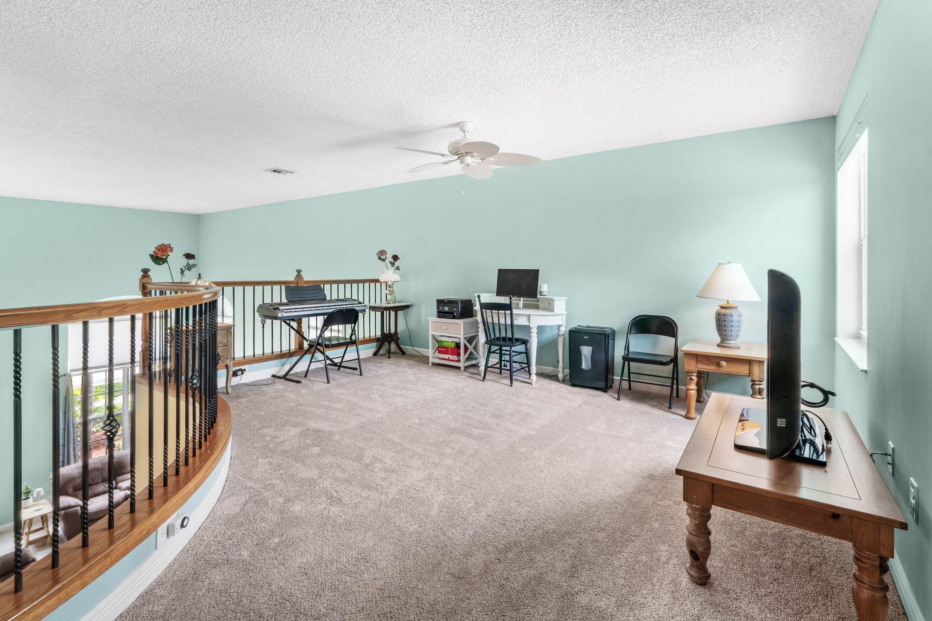 2129 RESTON, Royal Palm Beach FL 33411