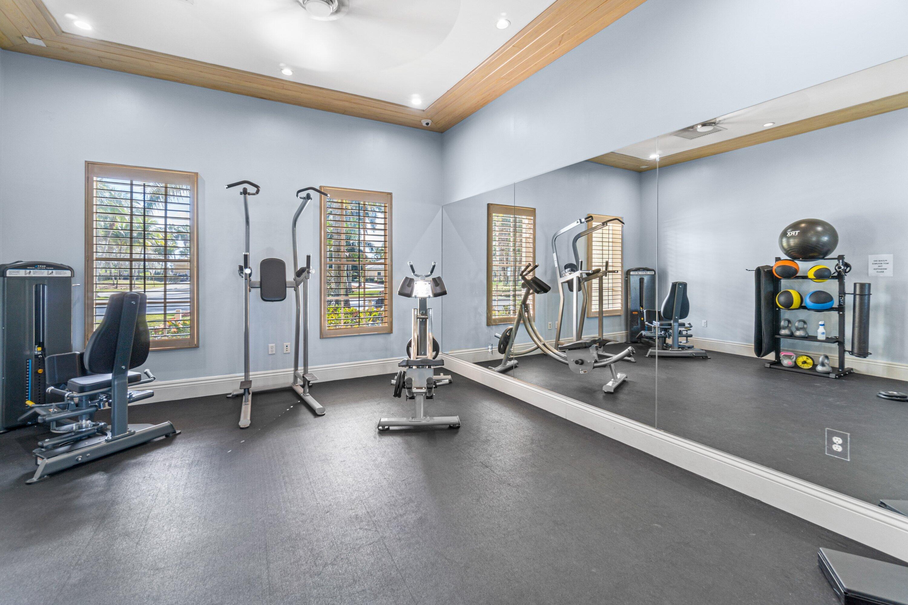 2129 RESTON, Royal Palm Beach FL 33411