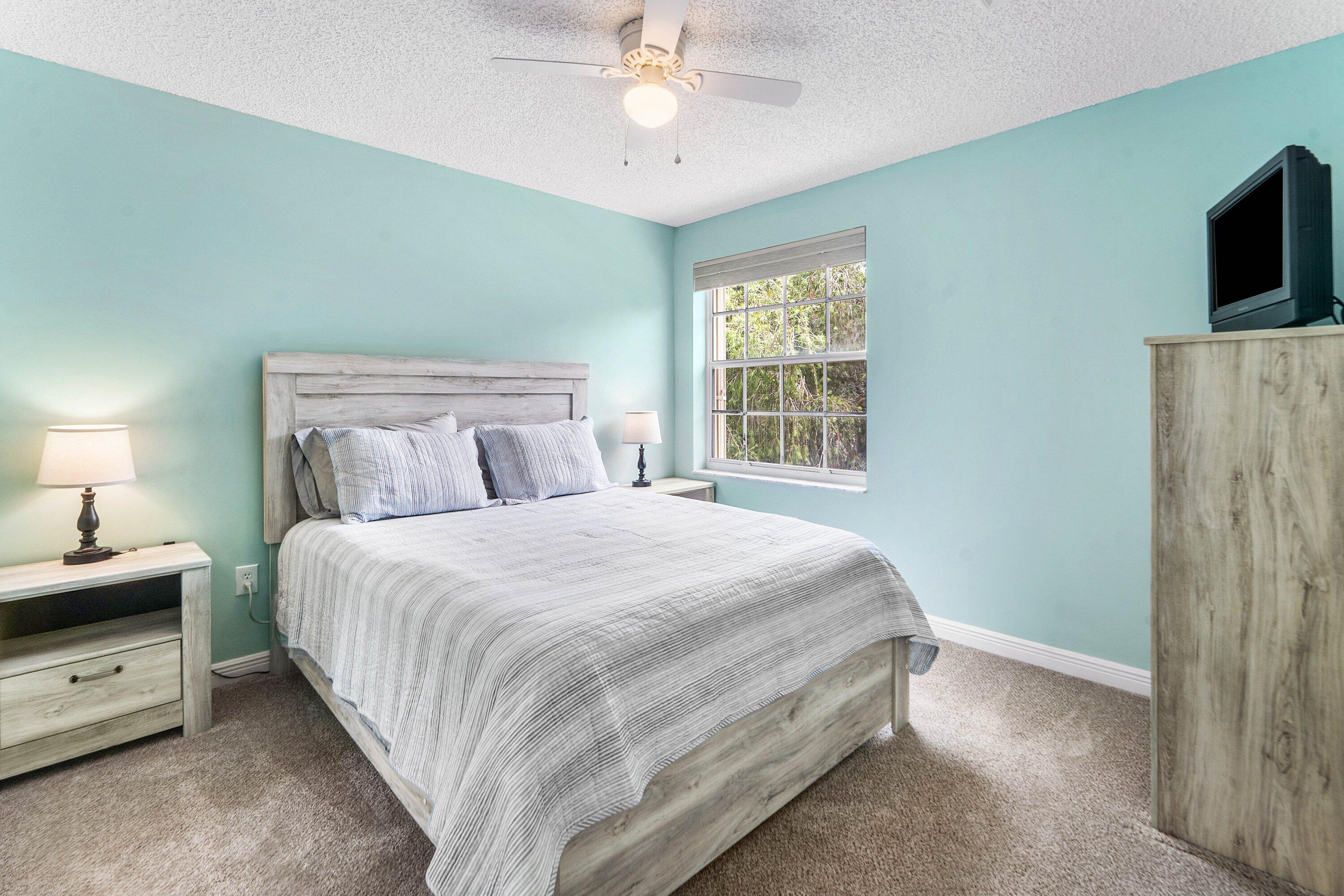 2129 RESTON, Royal Palm Beach FL 33411
