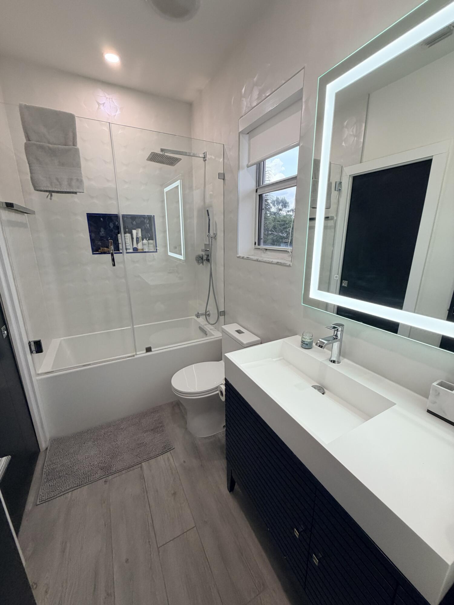 7952 NW 161ST, Miami Lakes FL 33016