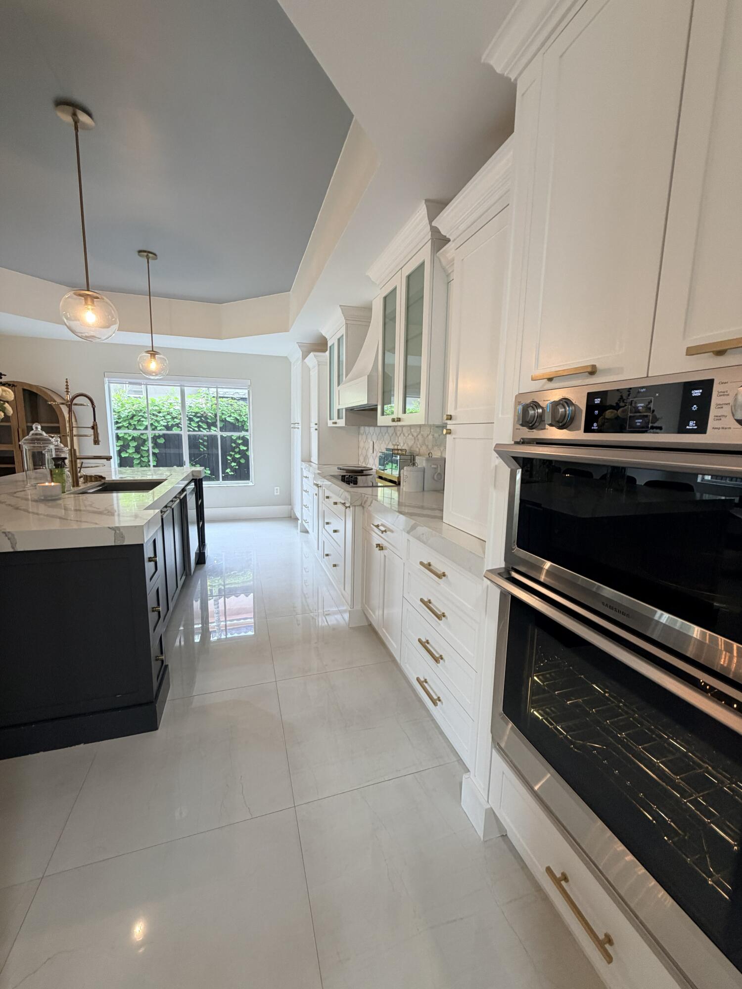 7952 NW 161ST, Miami Lakes FL 33016