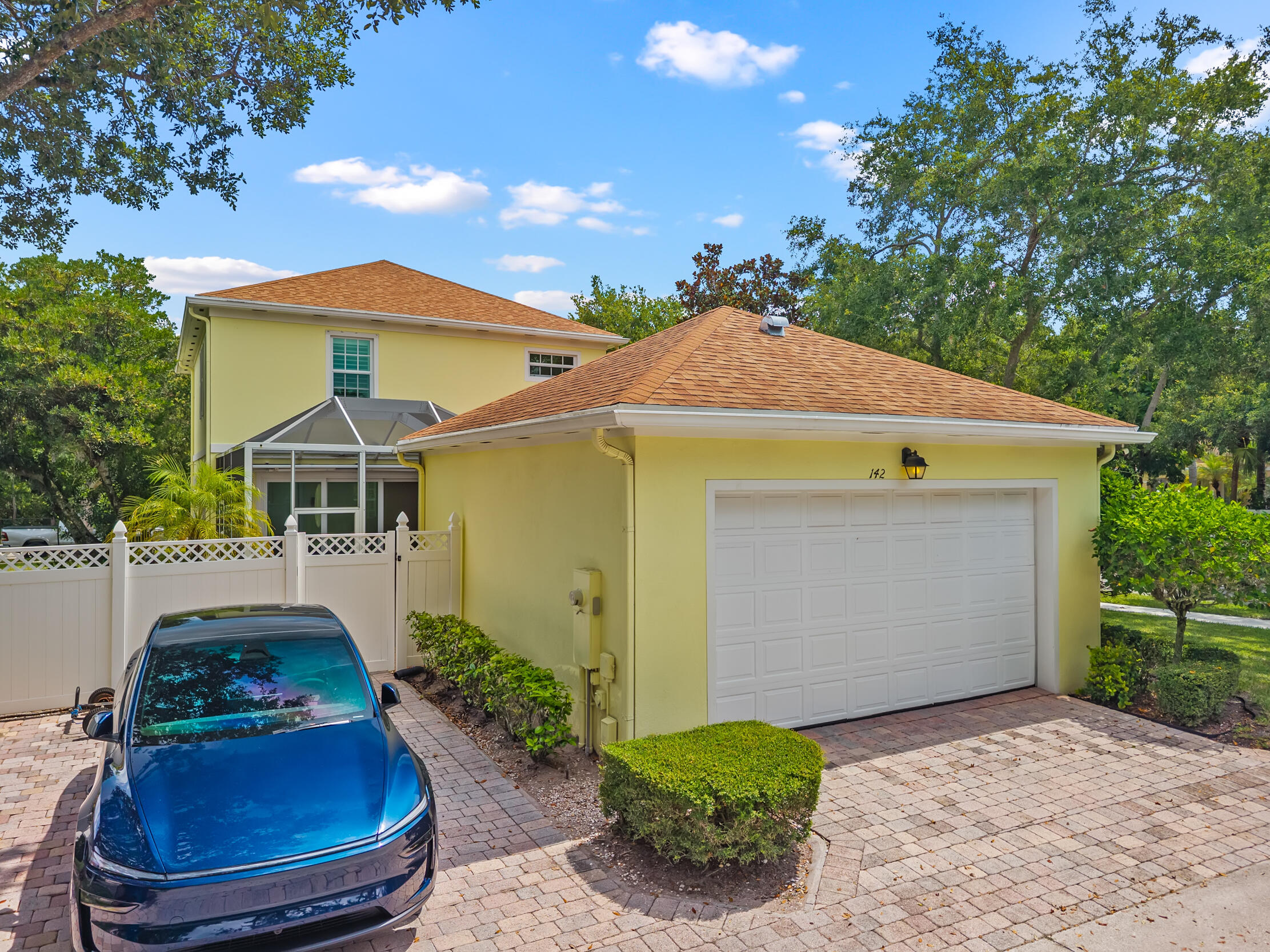 142 Newcastle, Jupiter FL 33458