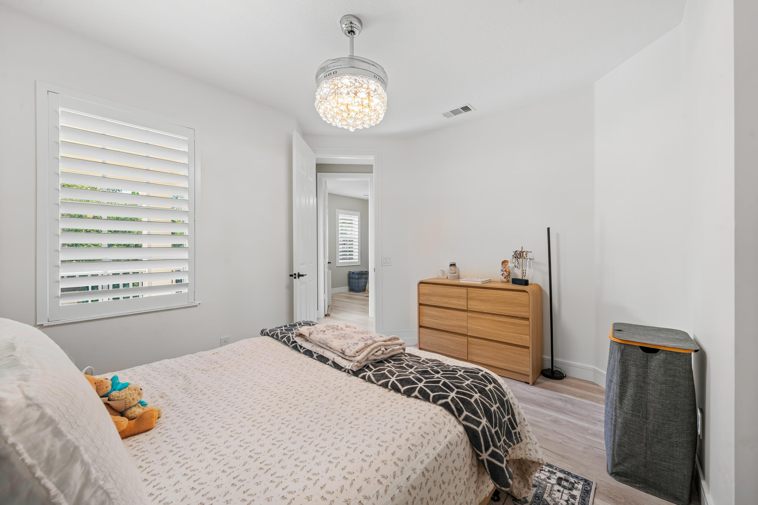 142 Newcastle, Jupiter FL 33458