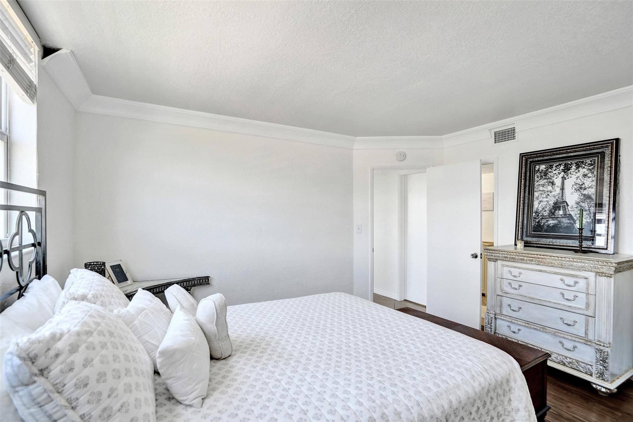 1051 Hillsboro Mile #809E, Hillsboro Beach FL 33062
