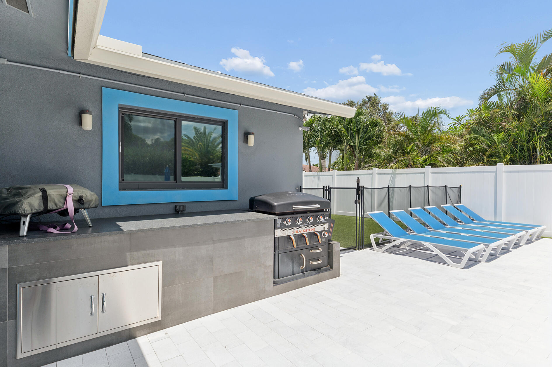 405 CHAPEL HILL, Boynton Beach FL 33435