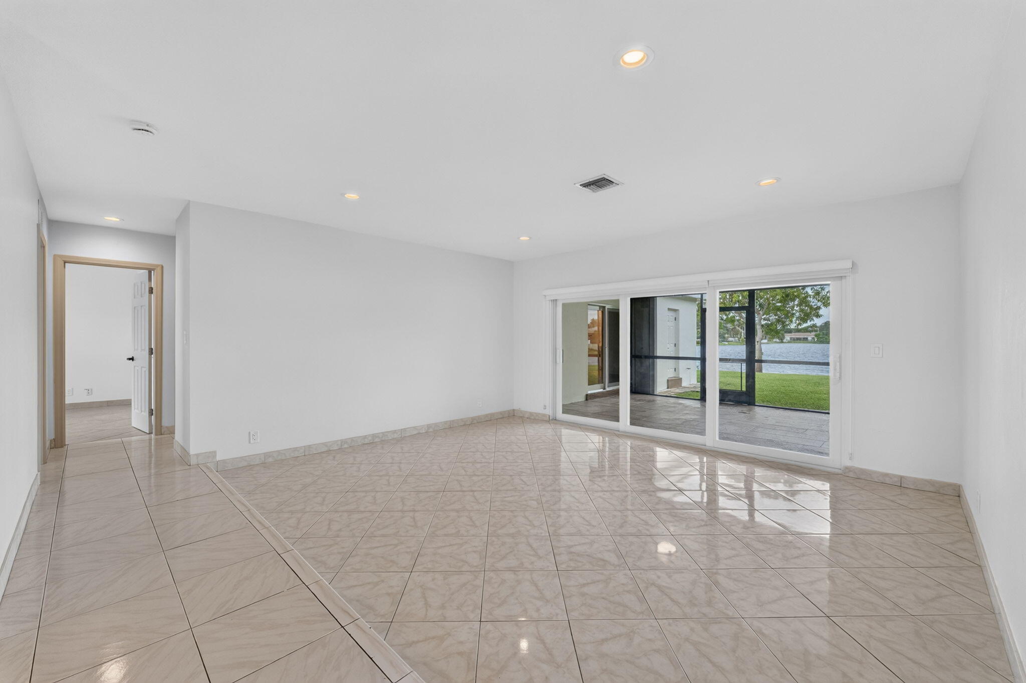 905 NW 133RD, Sunrise FL 33325