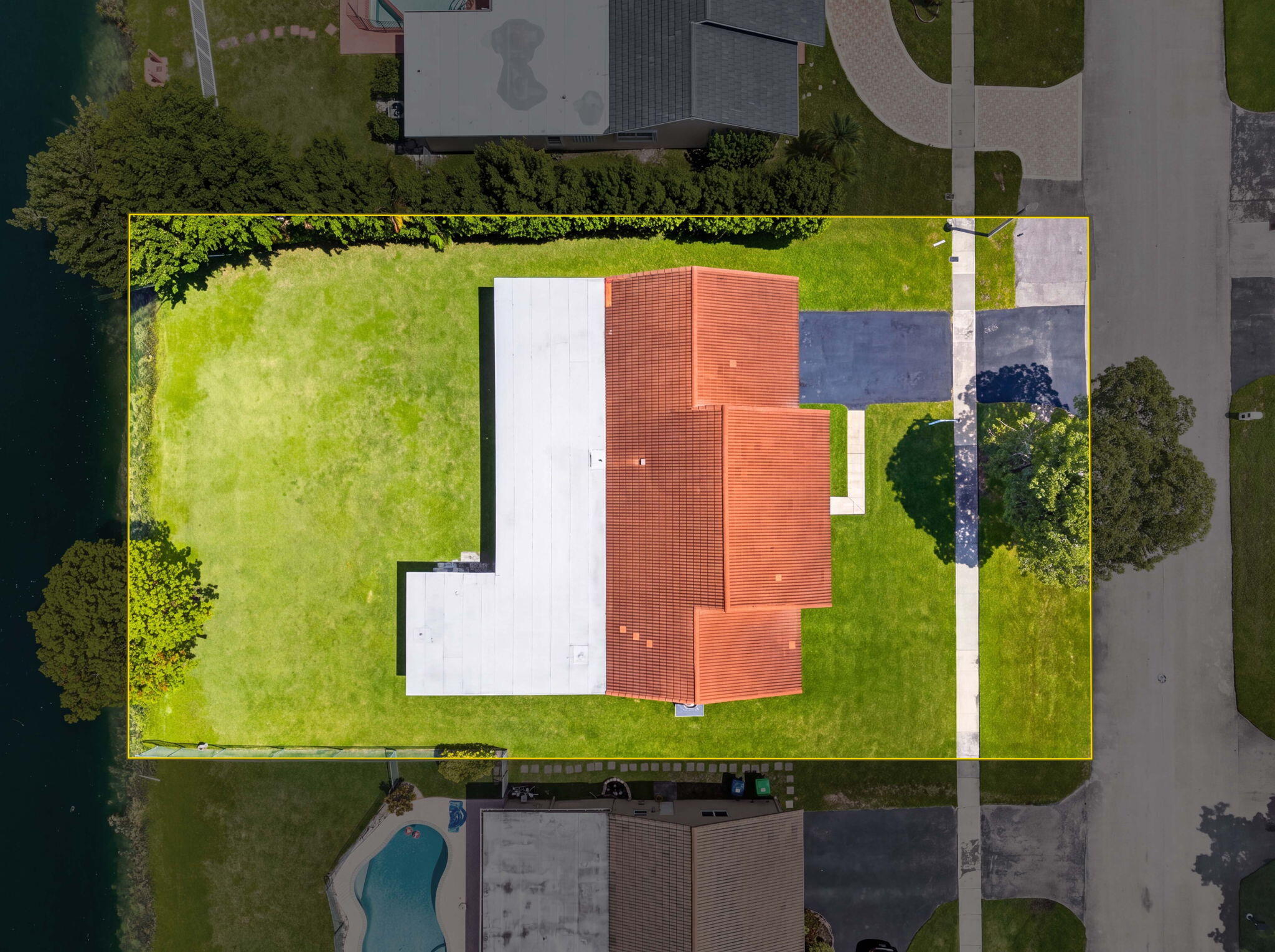 905 NW 133RD, Sunrise FL 33325