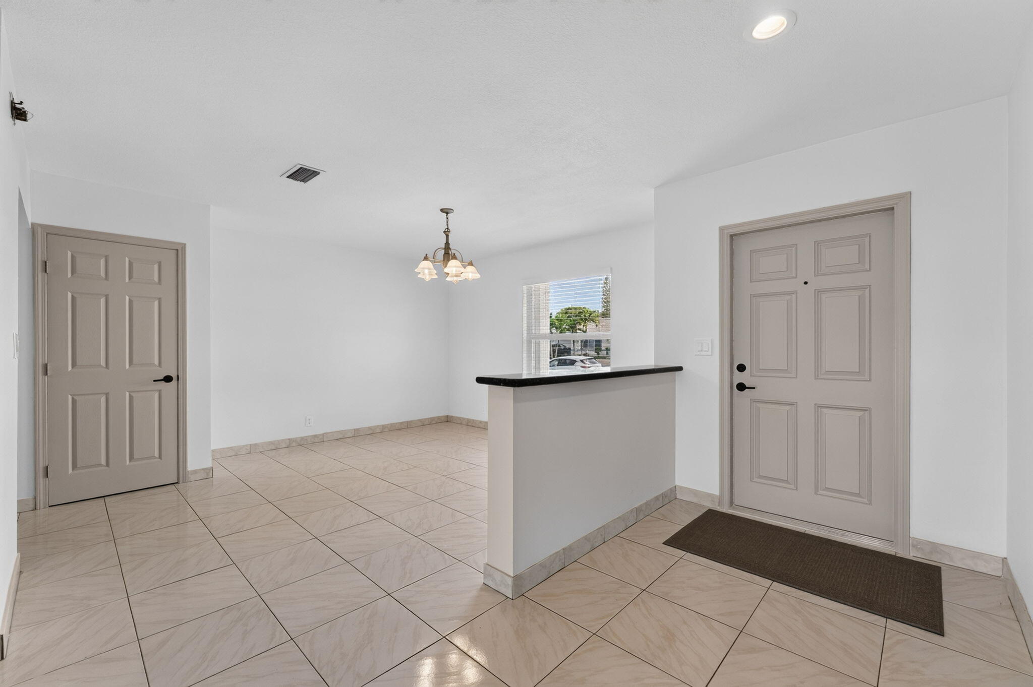 905 NW 133RD, Sunrise FL 33325