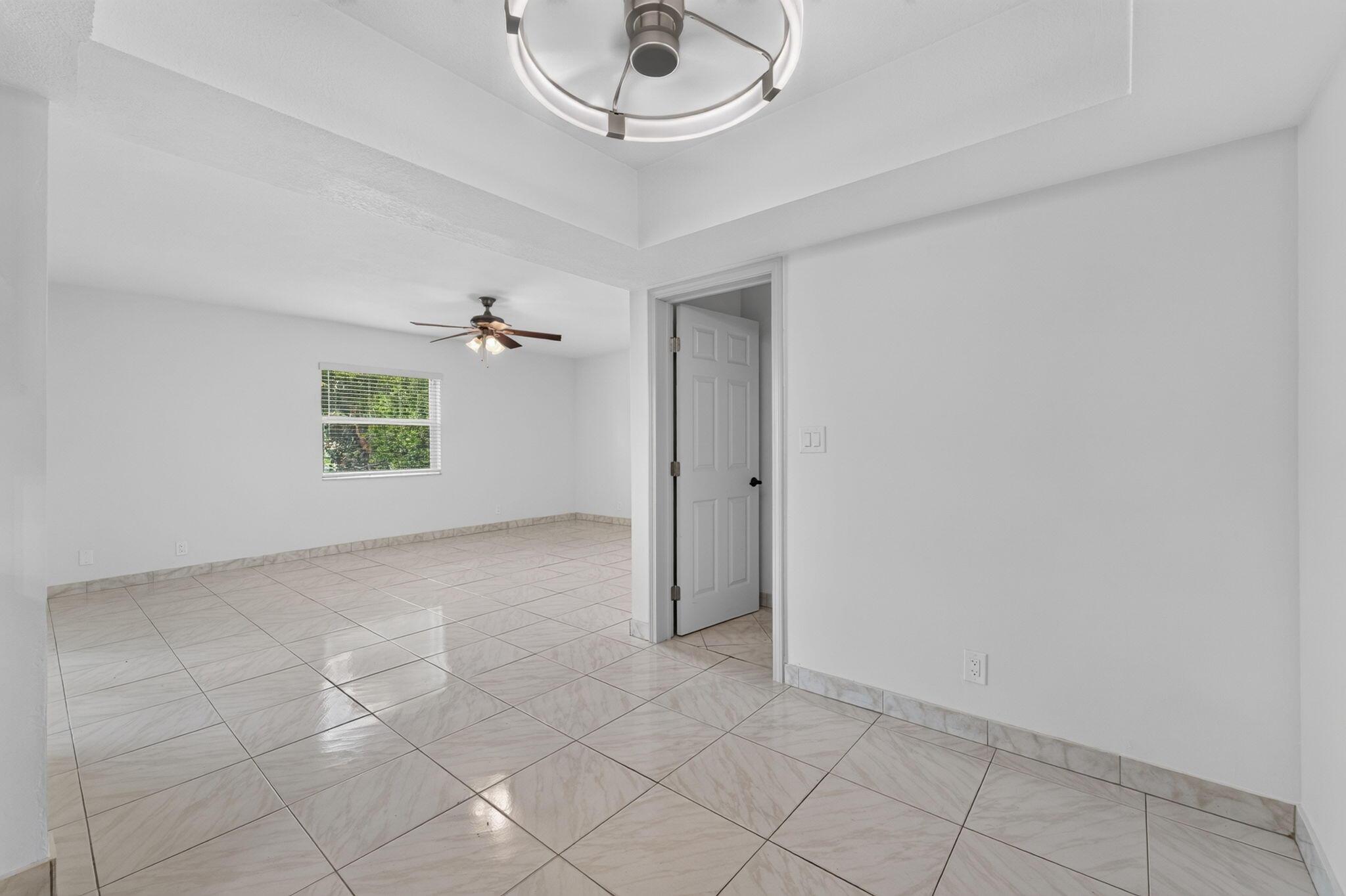905 NW 133RD, Sunrise FL 33325