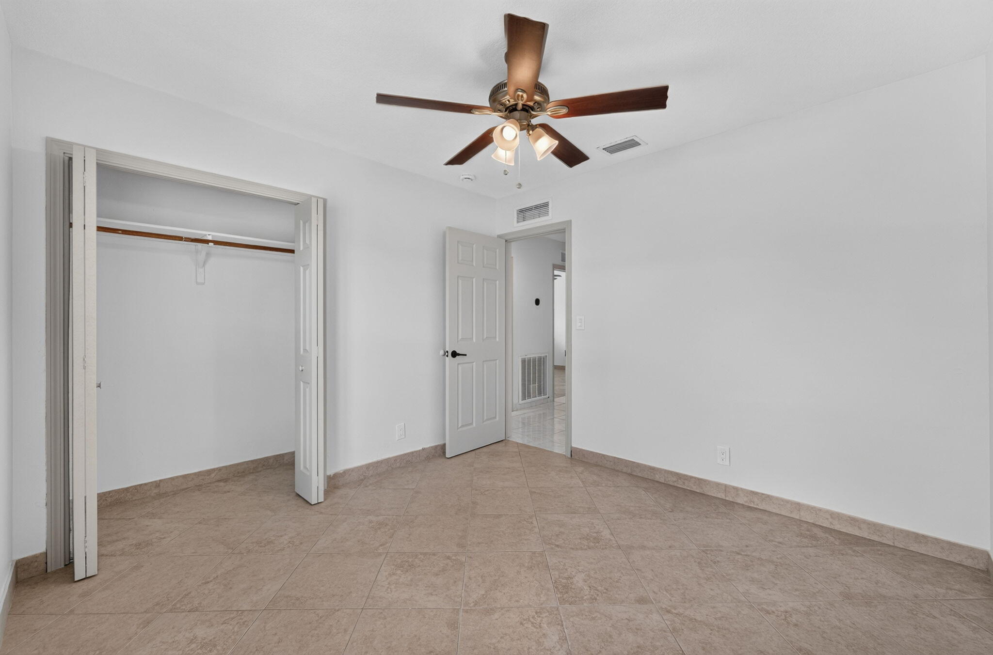 905 NW 133RD, Sunrise FL 33325