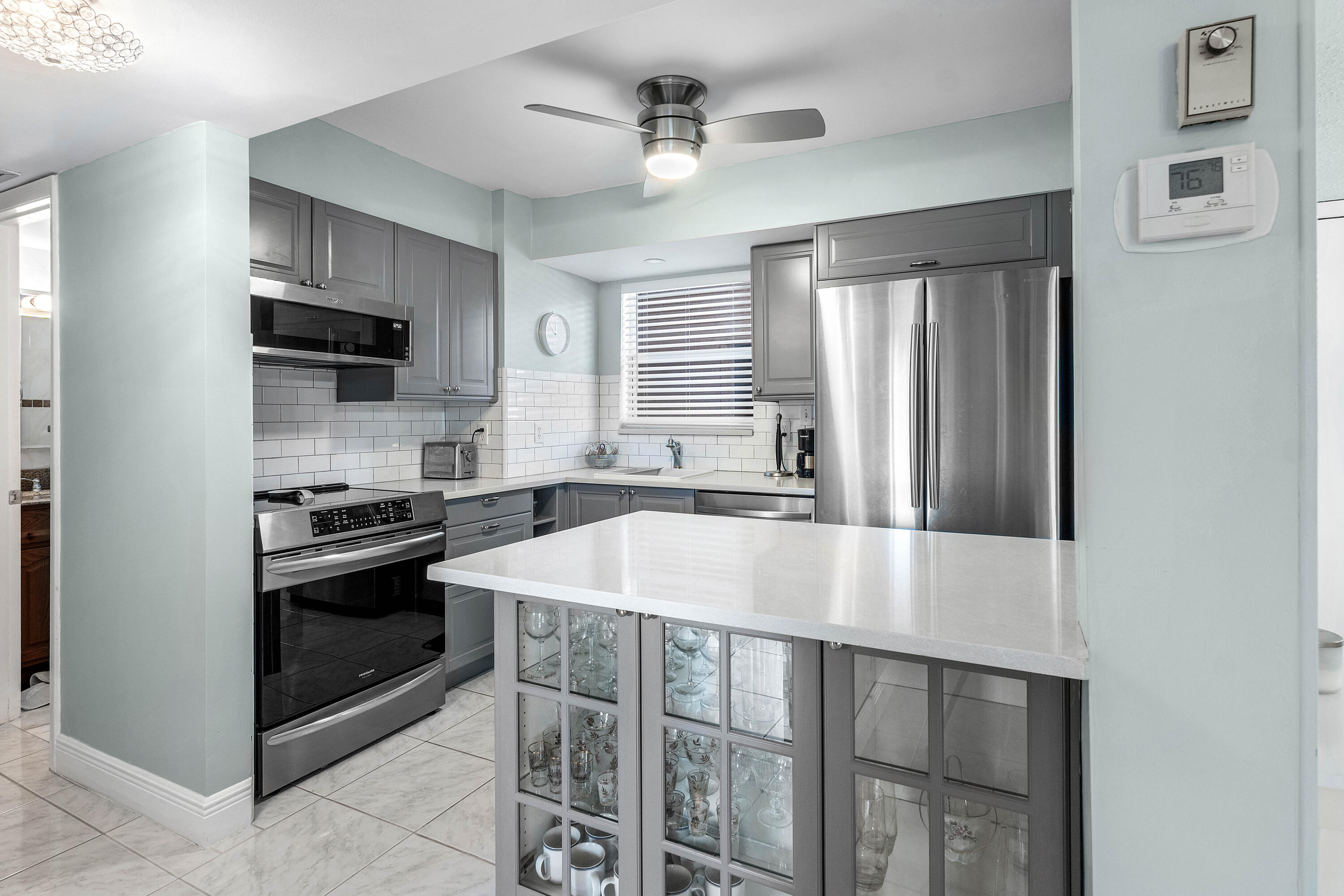 721 LORI #208, Palm Springs FL 33461