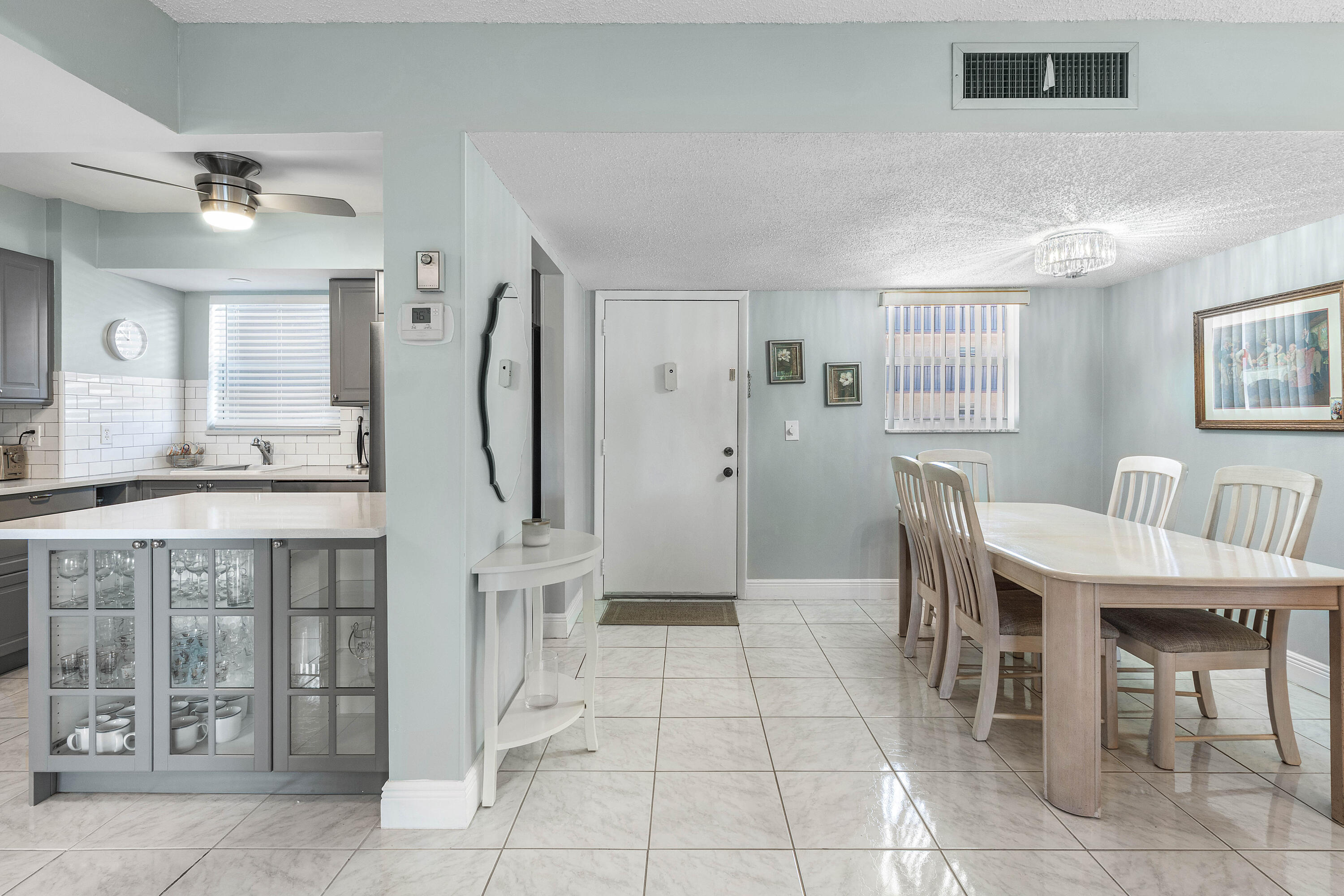 721 LORI #208, Palm Springs FL 33461
