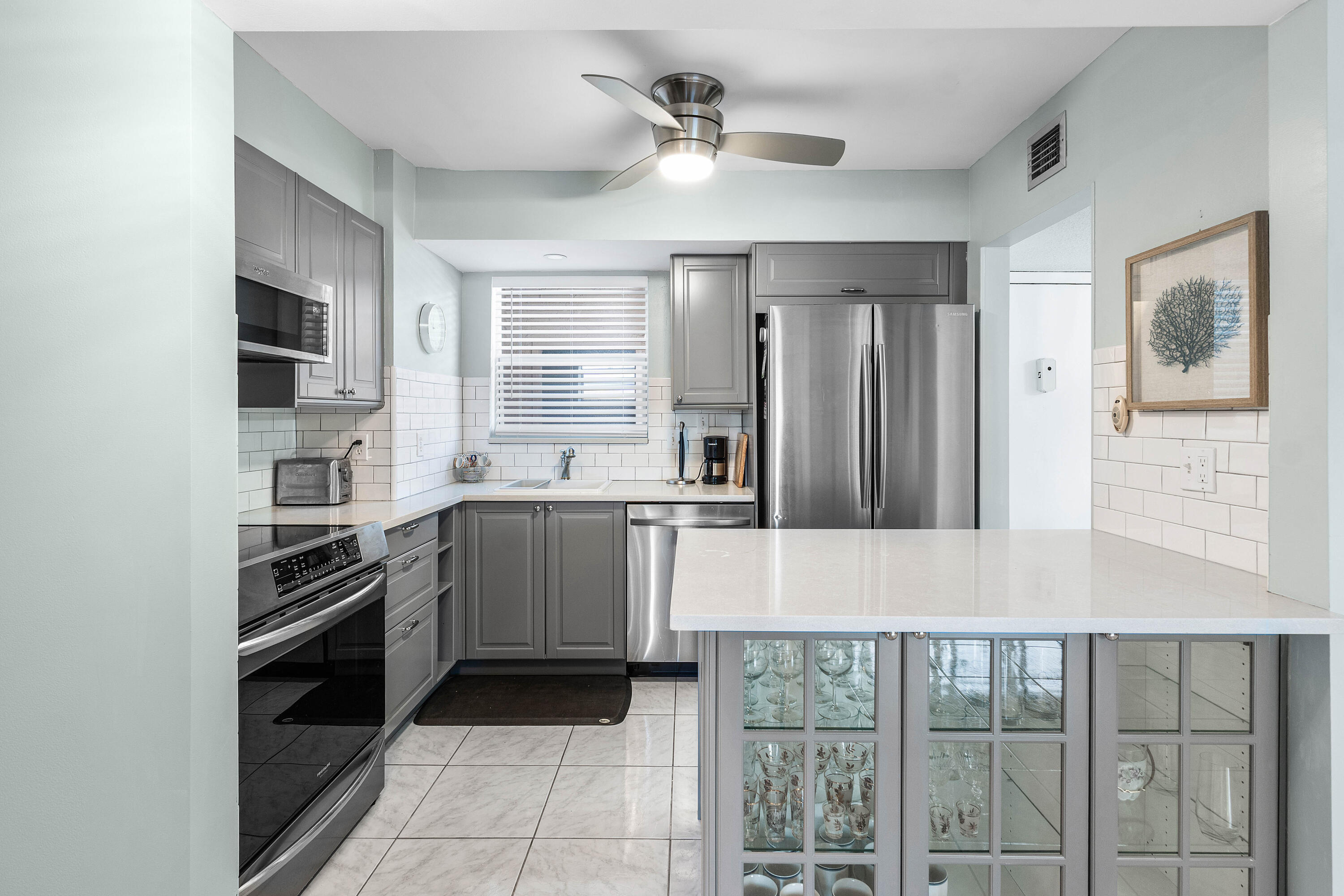 721 LORI #208, Palm Springs FL 33461