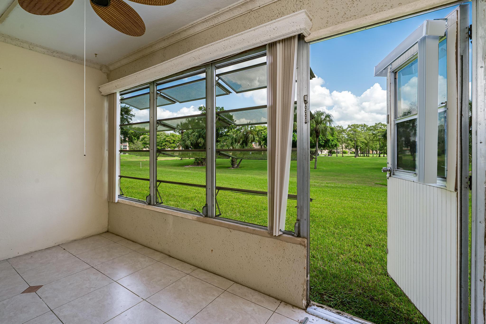 1010 COUNTRY CLUB #108, Margate FL 33063