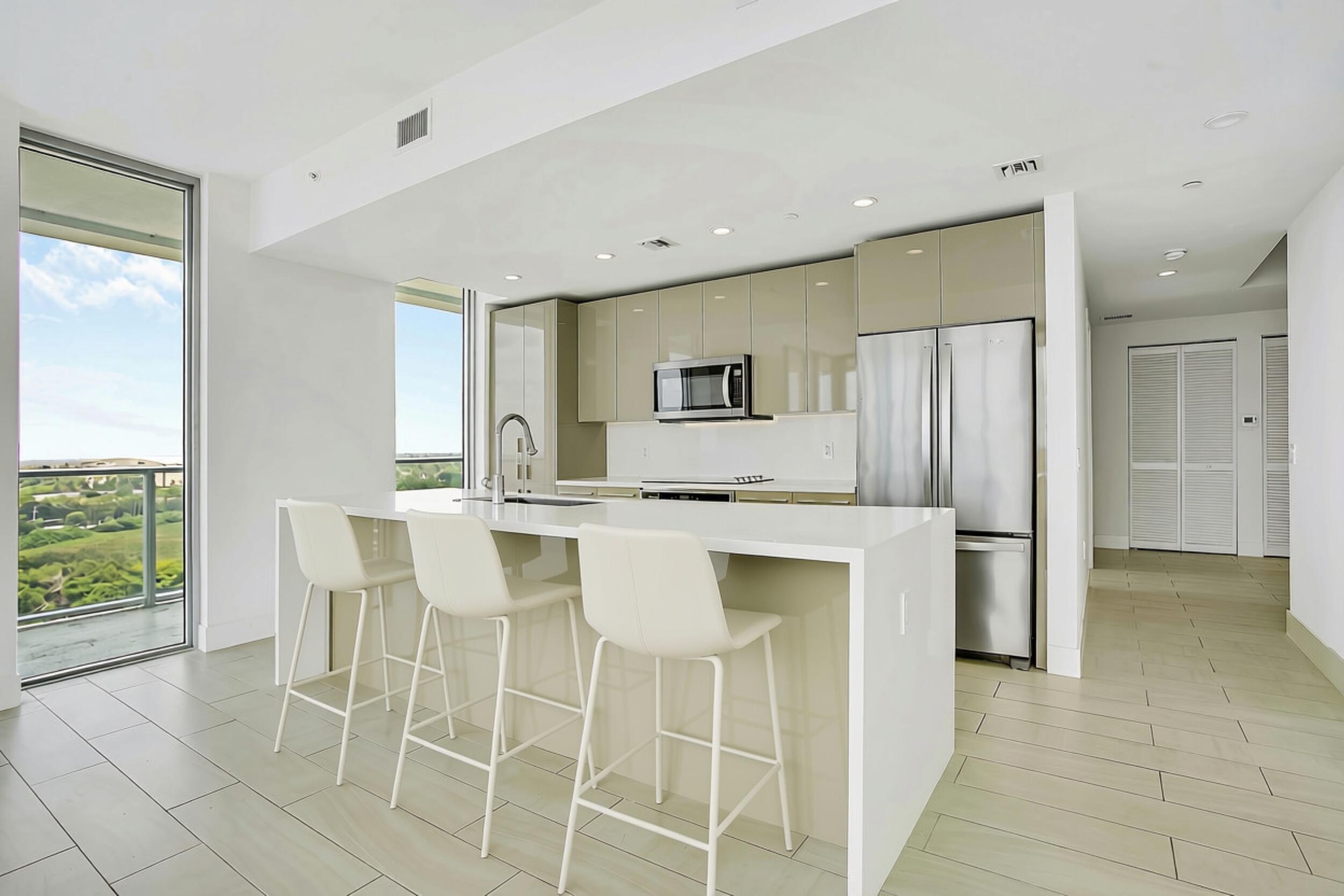2000 Metropica #1503, Sunrise FL 33323