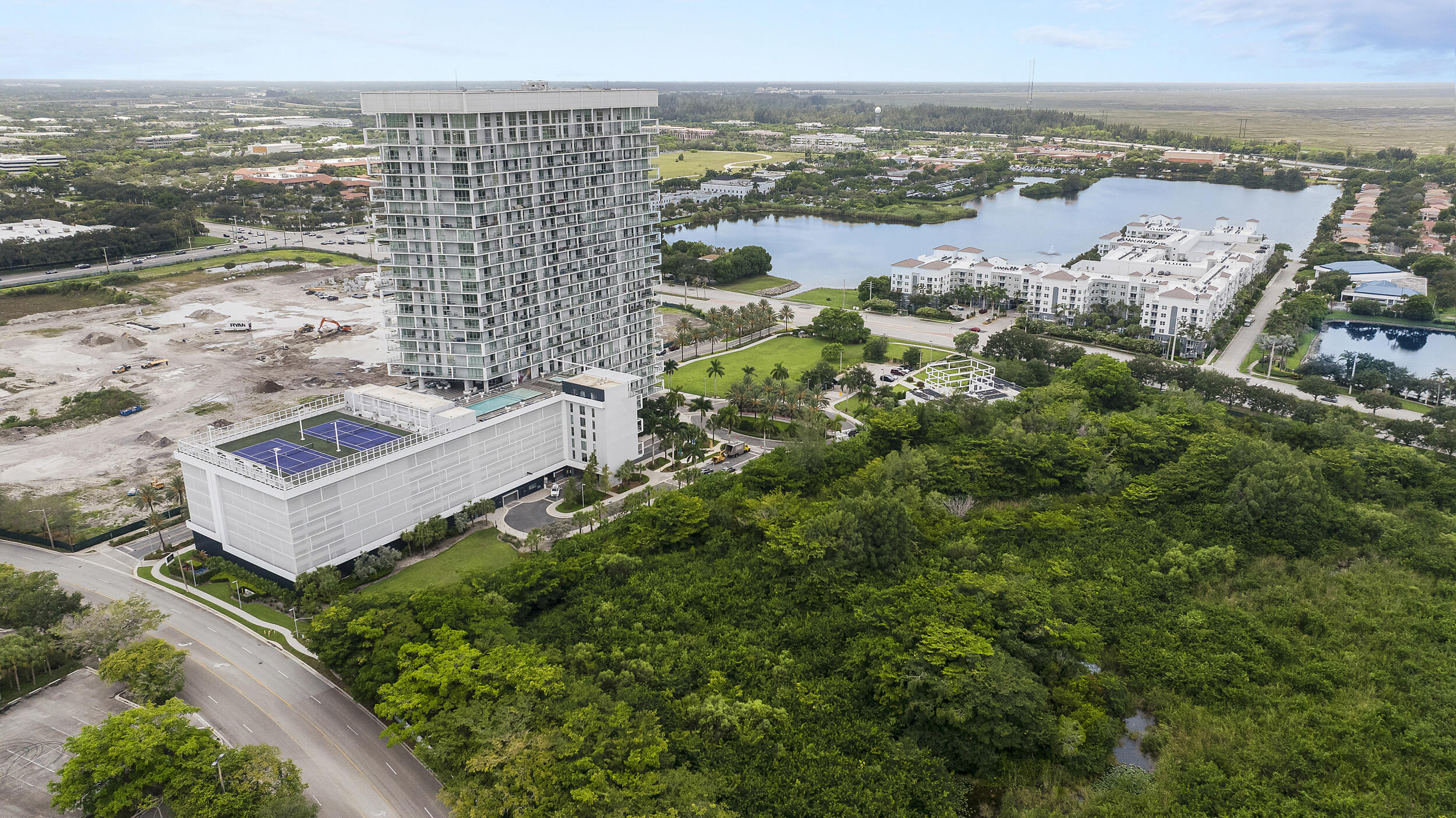 2000 Metropica #1503, Sunrise FL 33323