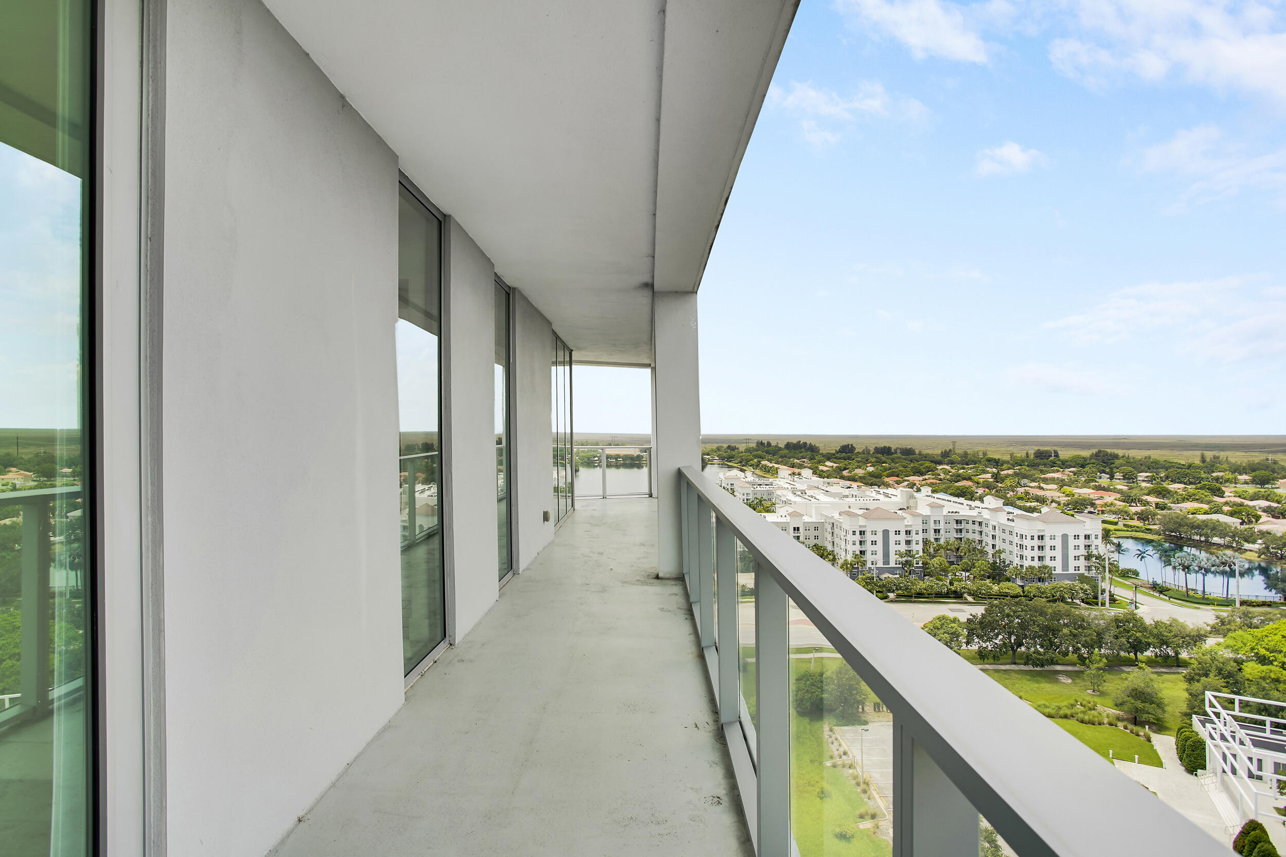 2000 Metropica #1503, Sunrise FL 33323