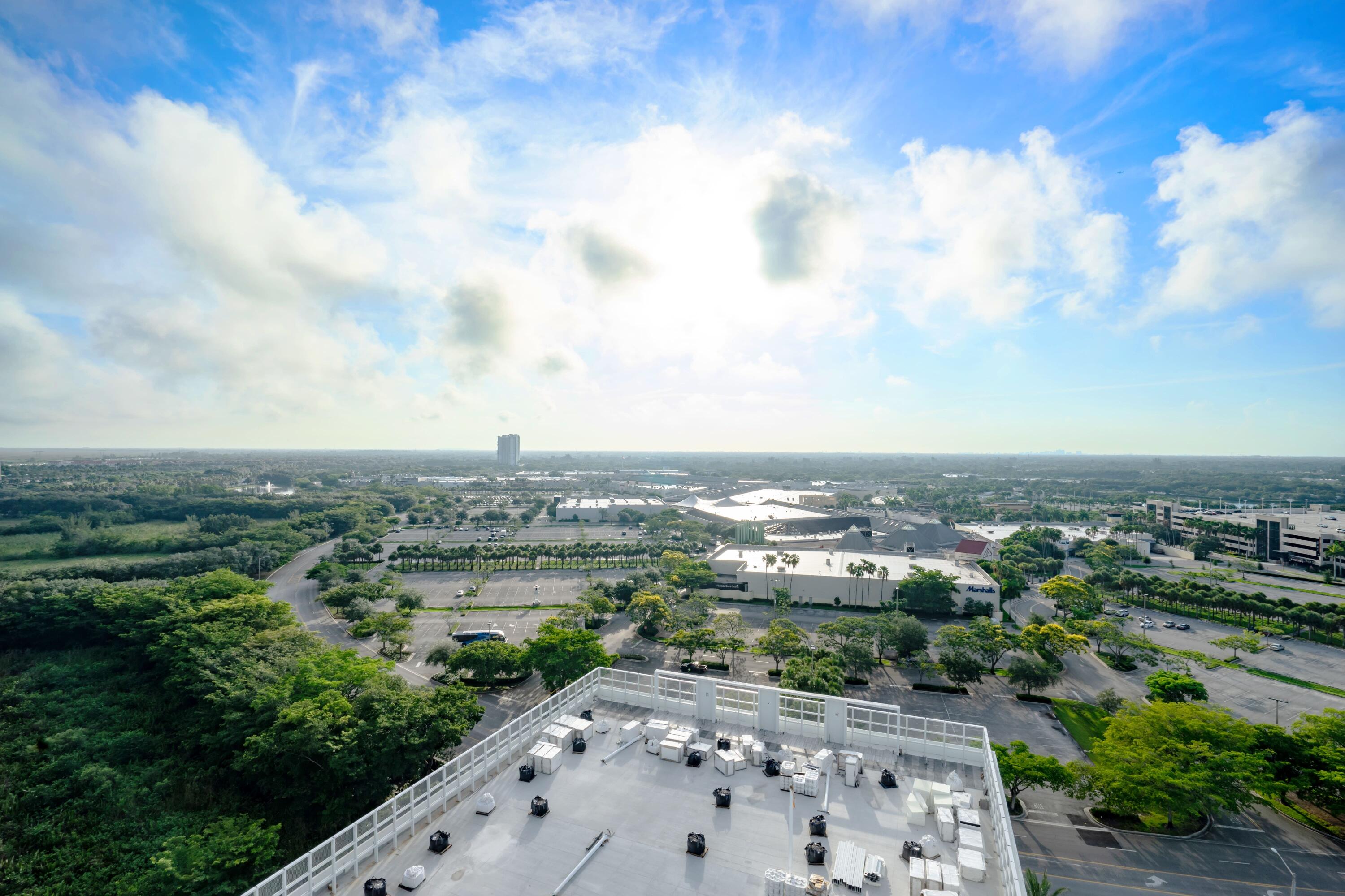 2000 Metropica #1503, Sunrise FL 33323