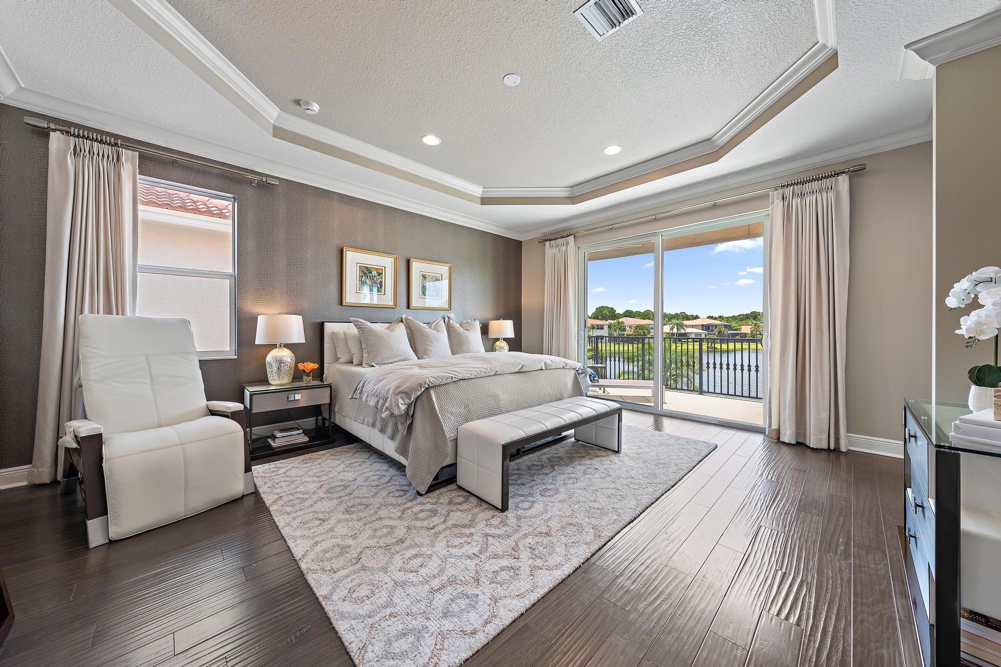 12132 Aviles, Palm Beach Gardens FL 33418