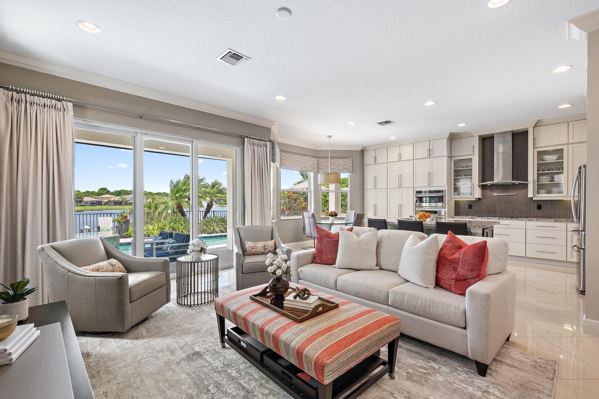 12132 Aviles, Palm Beach Gardens FL 33418