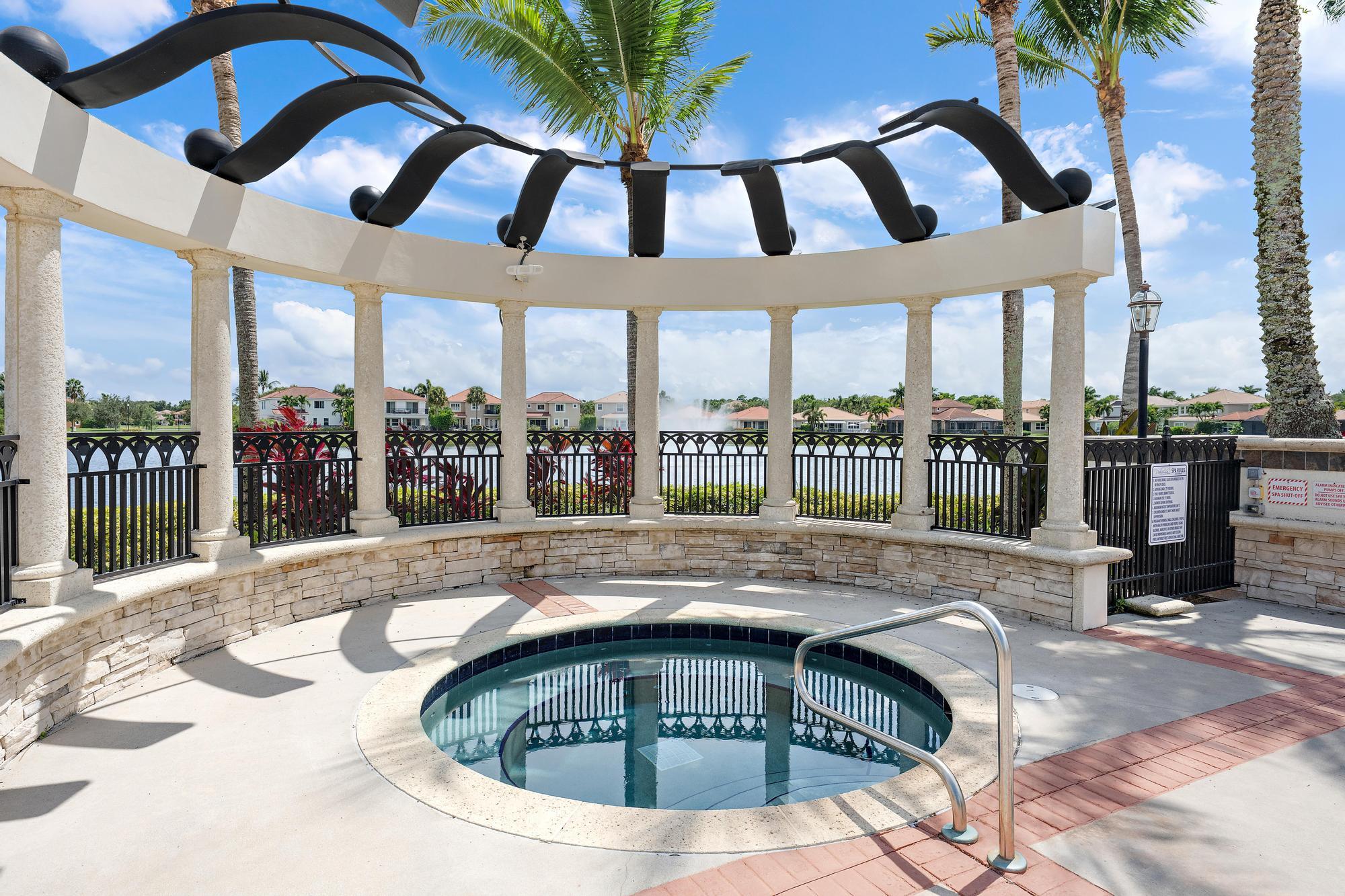 12132 Aviles, Palm Beach Gardens FL 33418