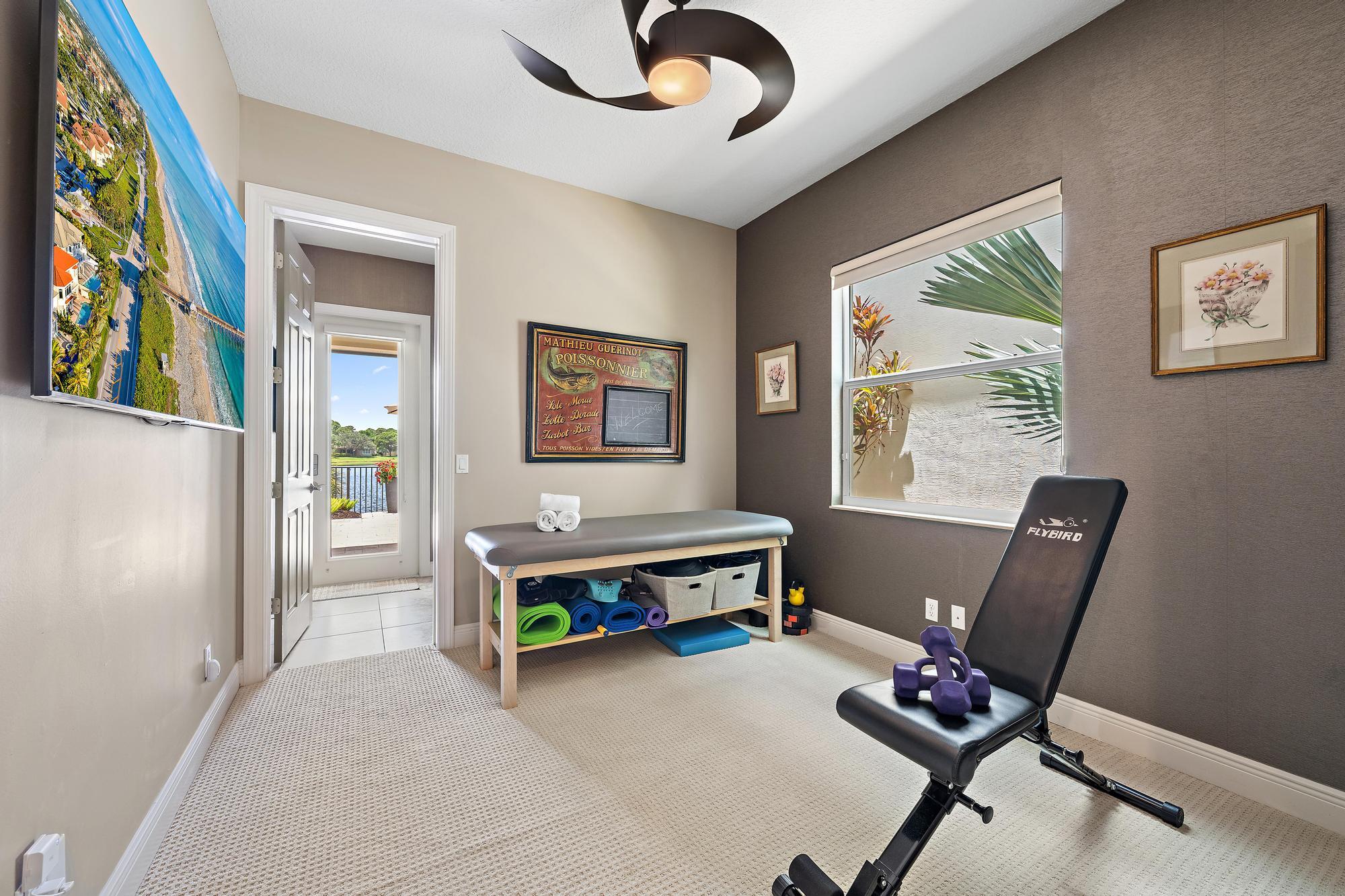 12132 Aviles, Palm Beach Gardens FL 33418