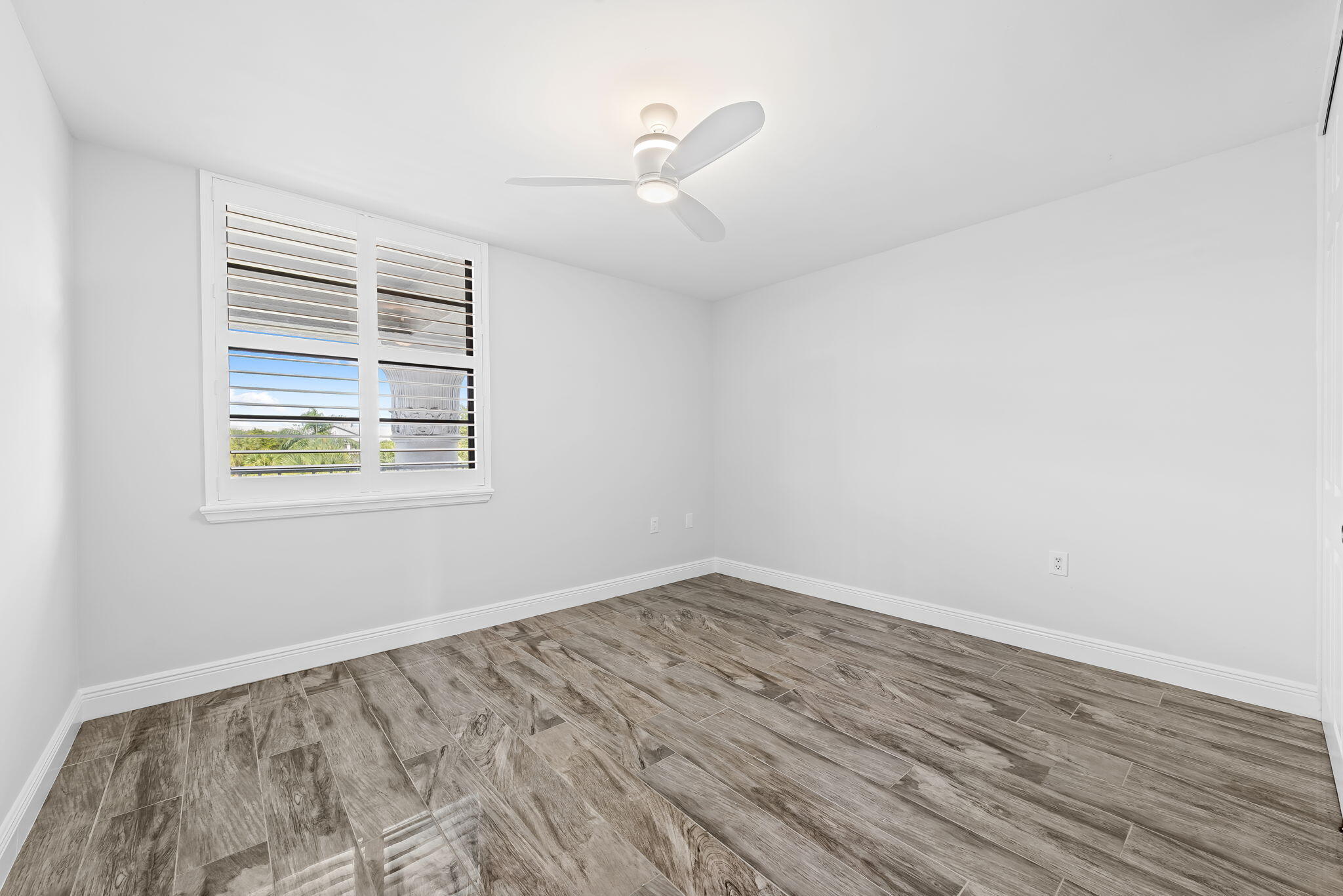 1502 Whitehall #403, Davie FL 33324