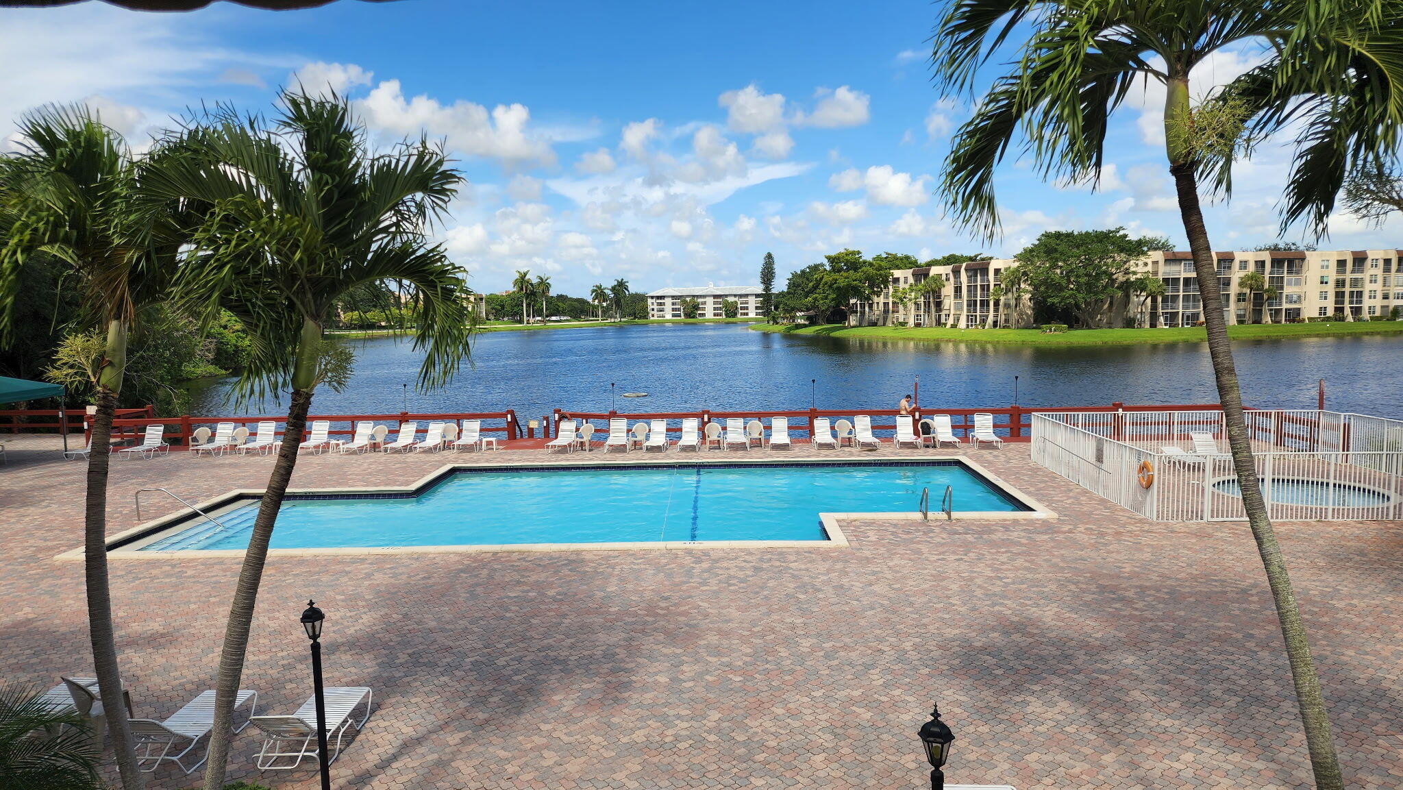 1502 Whitehall #403, Davie FL 33324