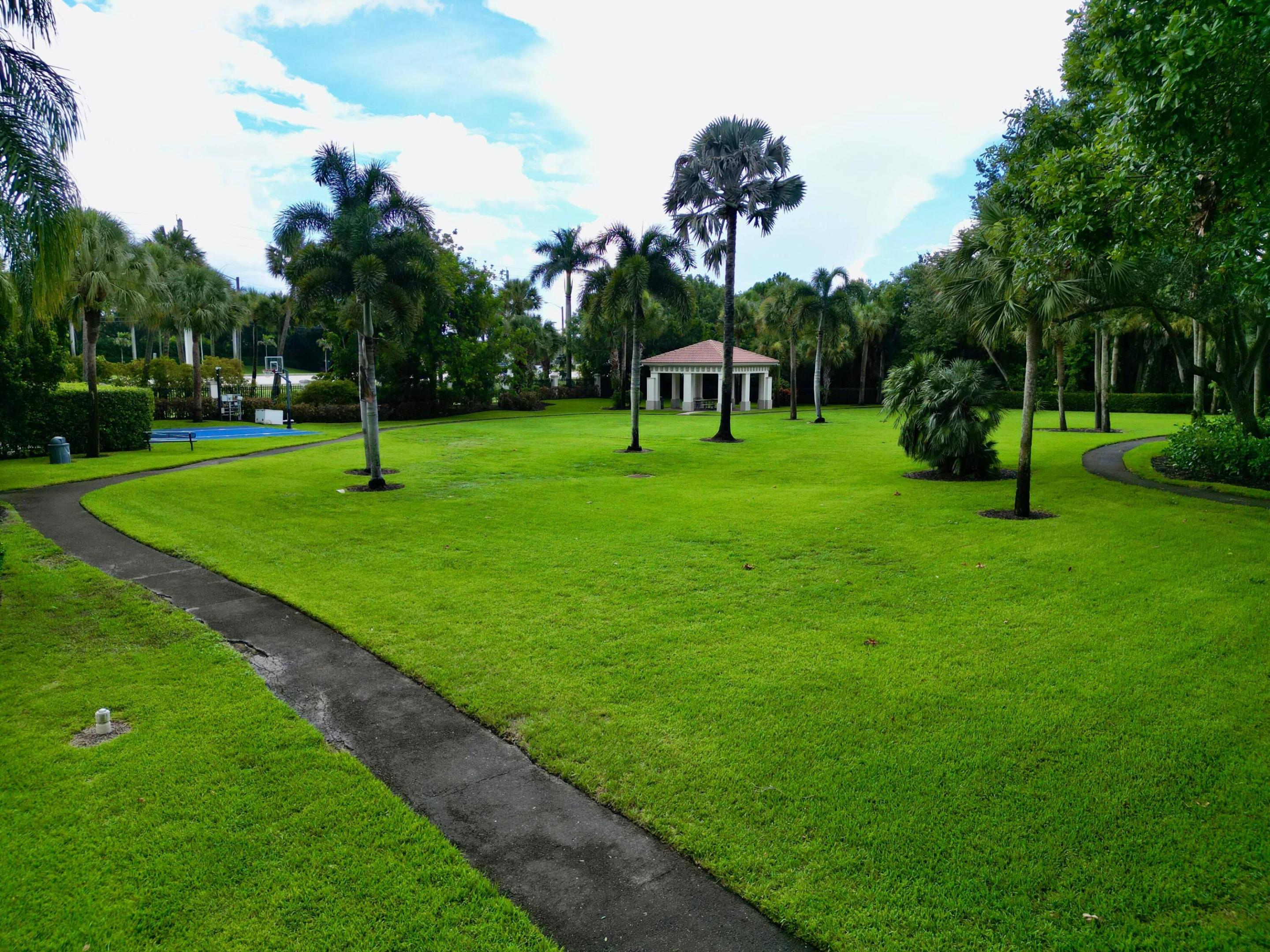 9183 Nugent, West Palm Beach FL 33411