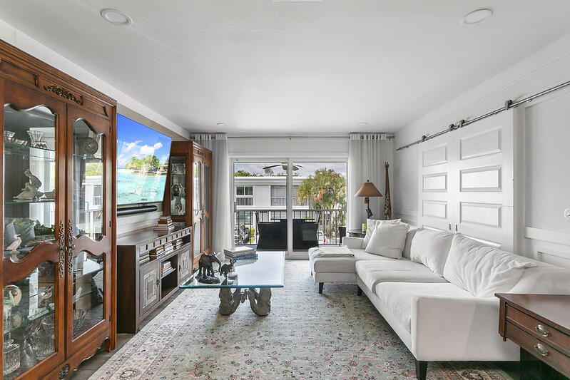 6471 Bay Club #3, Fort Lauderdale FL 33308