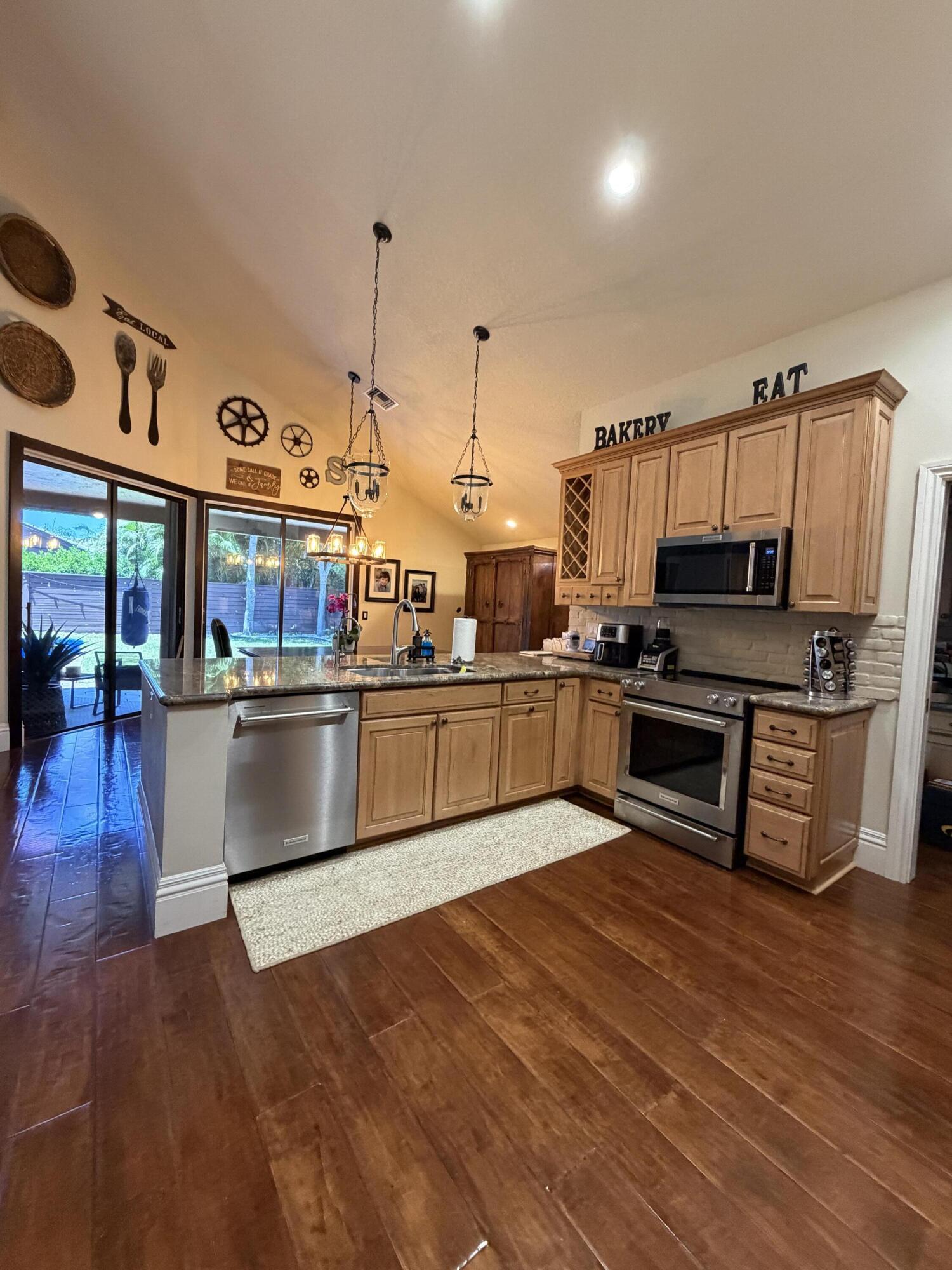 23161 L'Ermitage, Boca Raton FL 33433