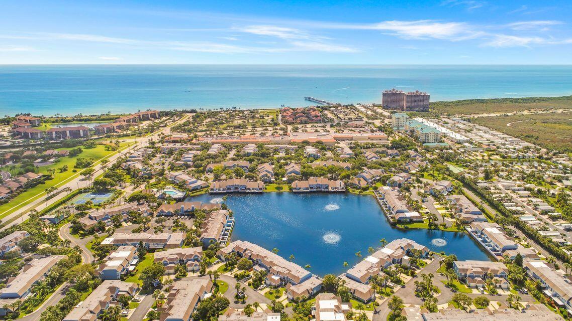 127 Ocean Dunes, Jupiter FL 33477