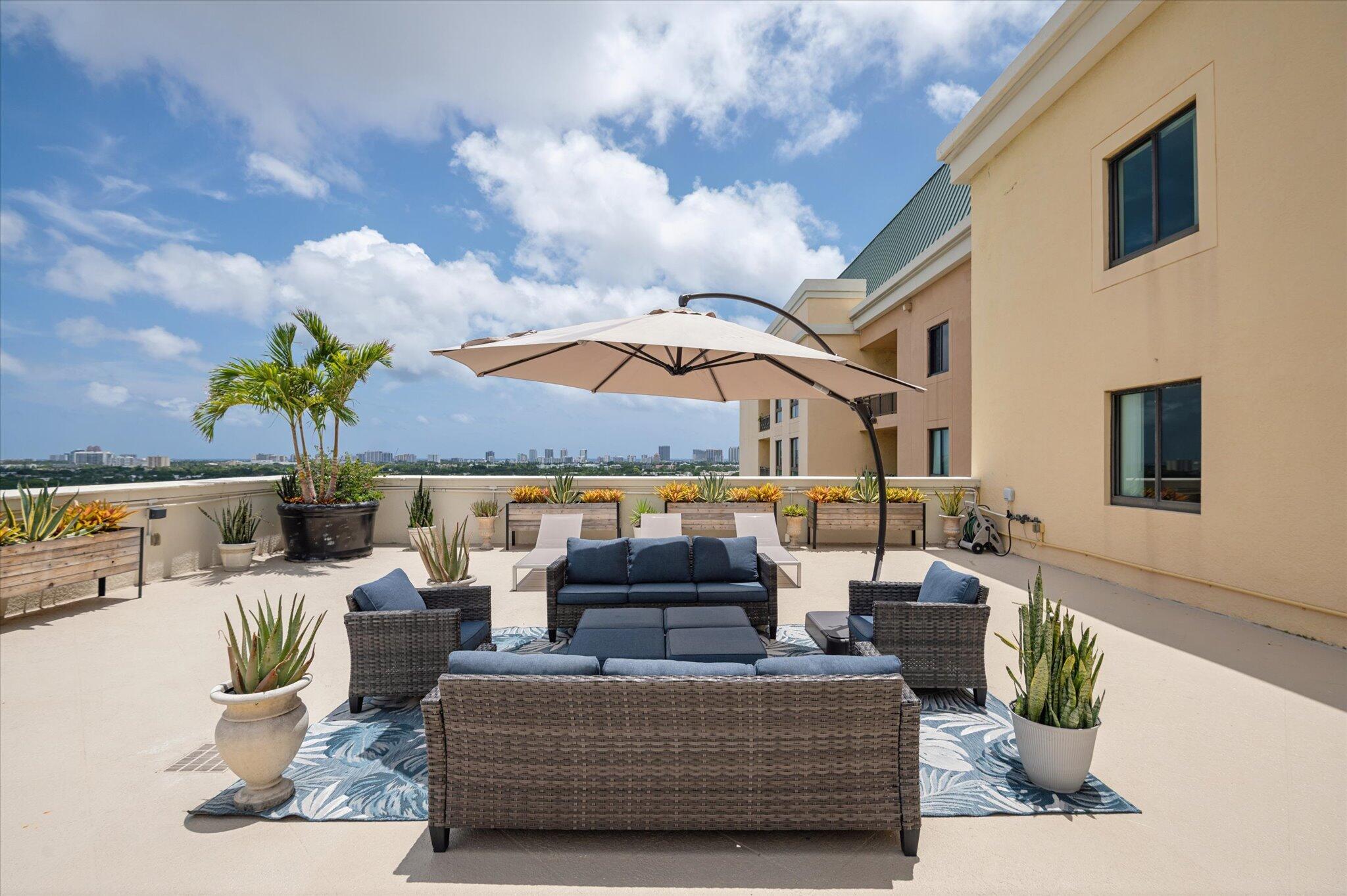 110 N Federal #PH 3, Fort Lauderdale FL 33301
