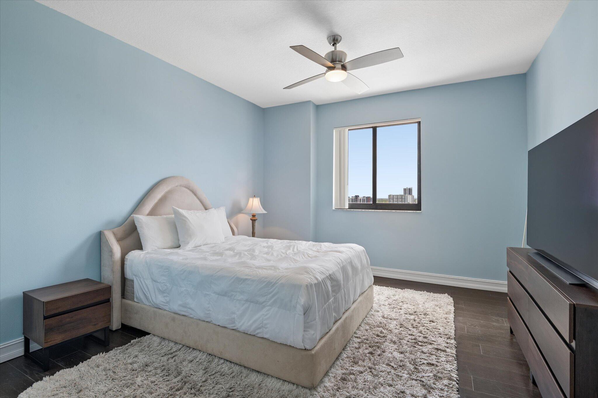 110 N Federal #PH 3, Fort Lauderdale FL 33301