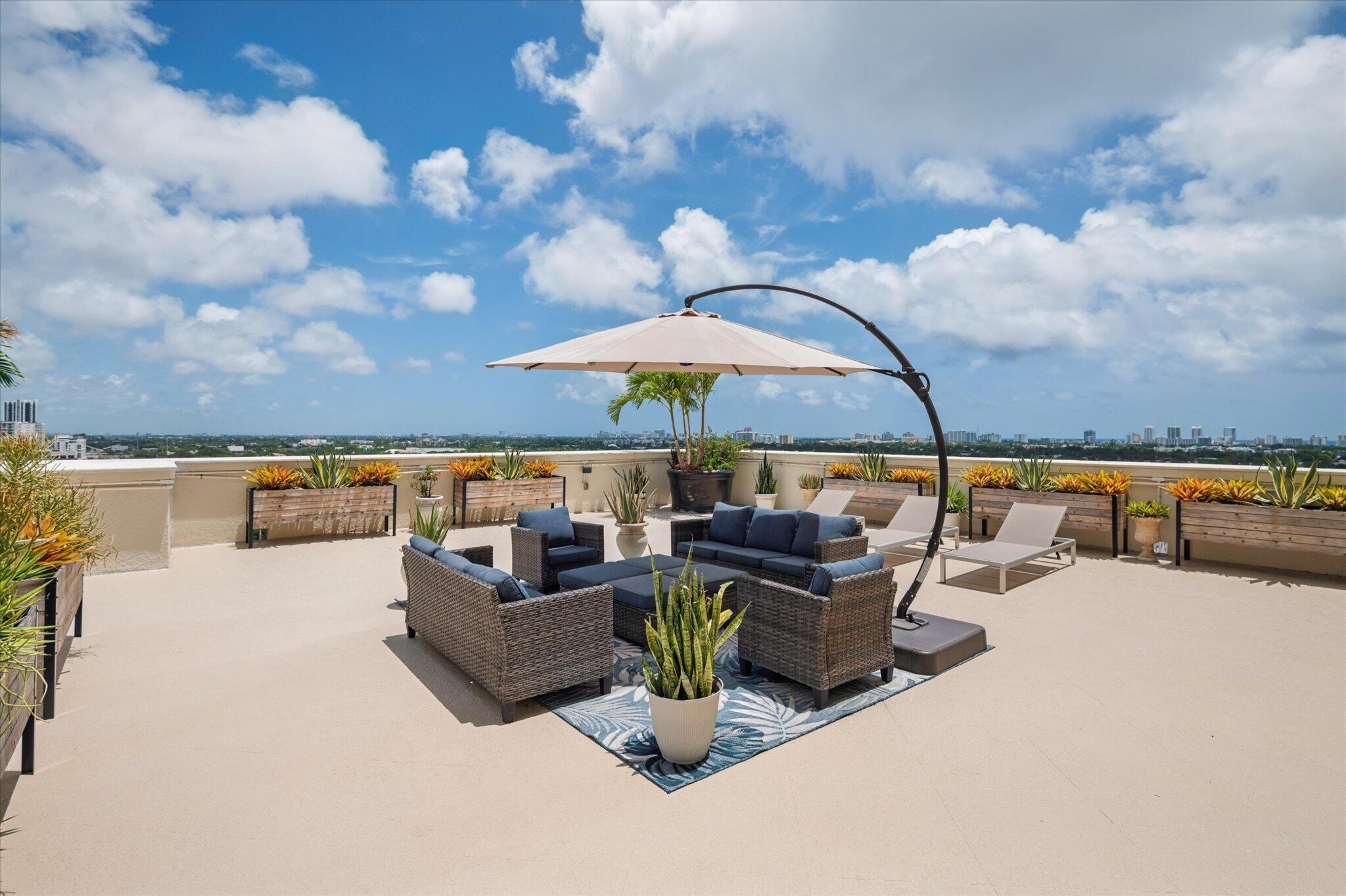 110 N Federal #PH 3, Fort Lauderdale FL 33301