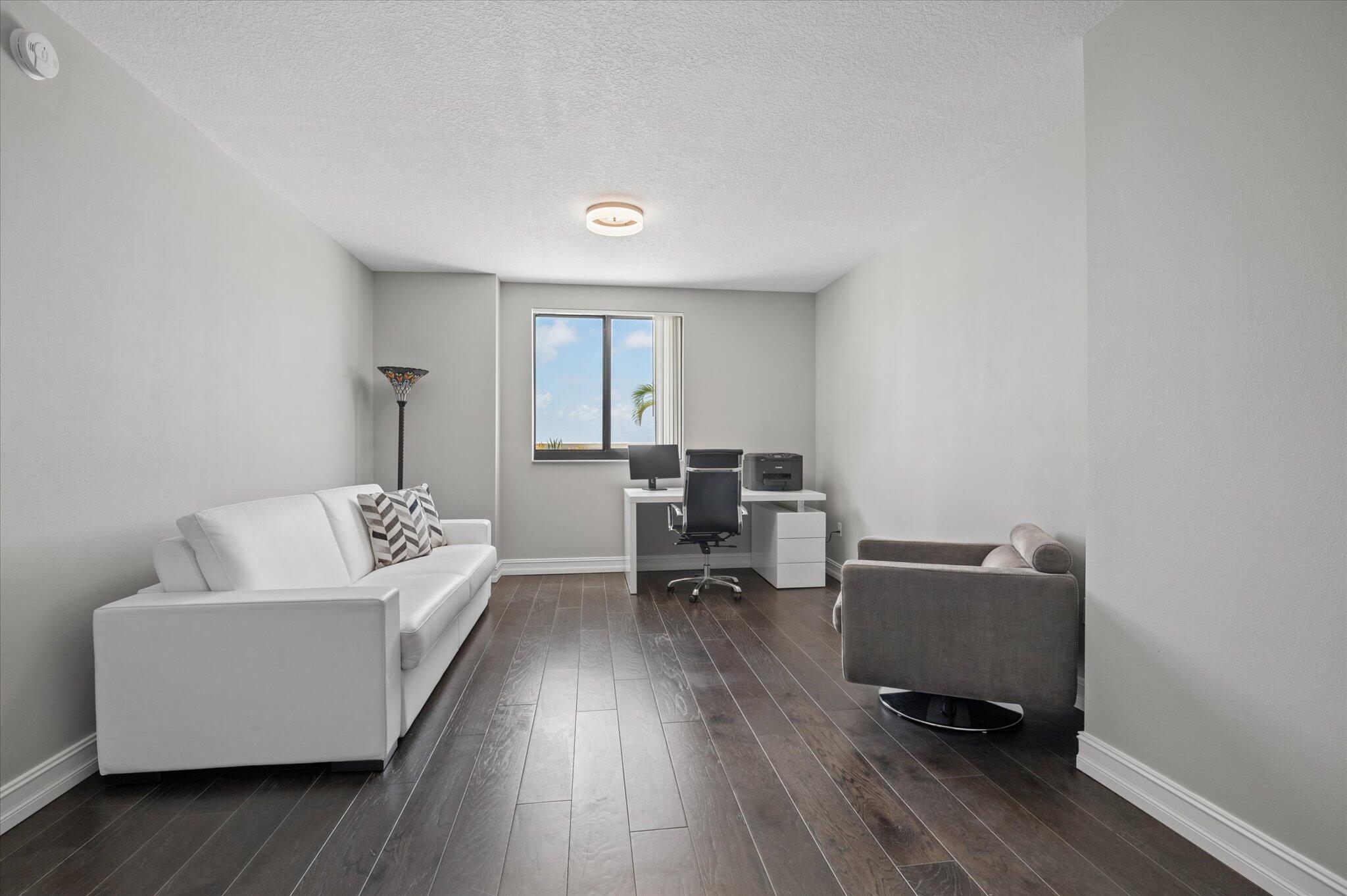 110 N Federal #PH 3, Fort Lauderdale FL 33301