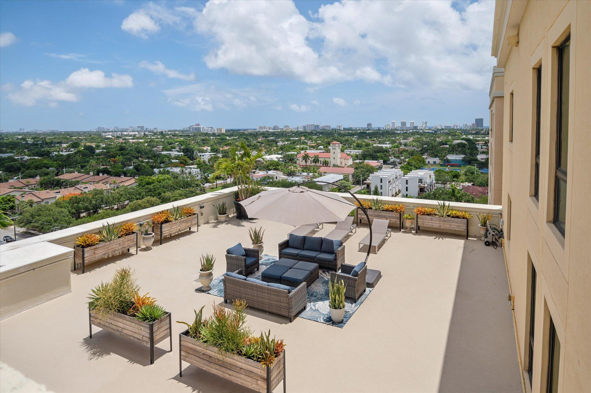 110 N Federal #PH 3, Fort Lauderdale FL 33301