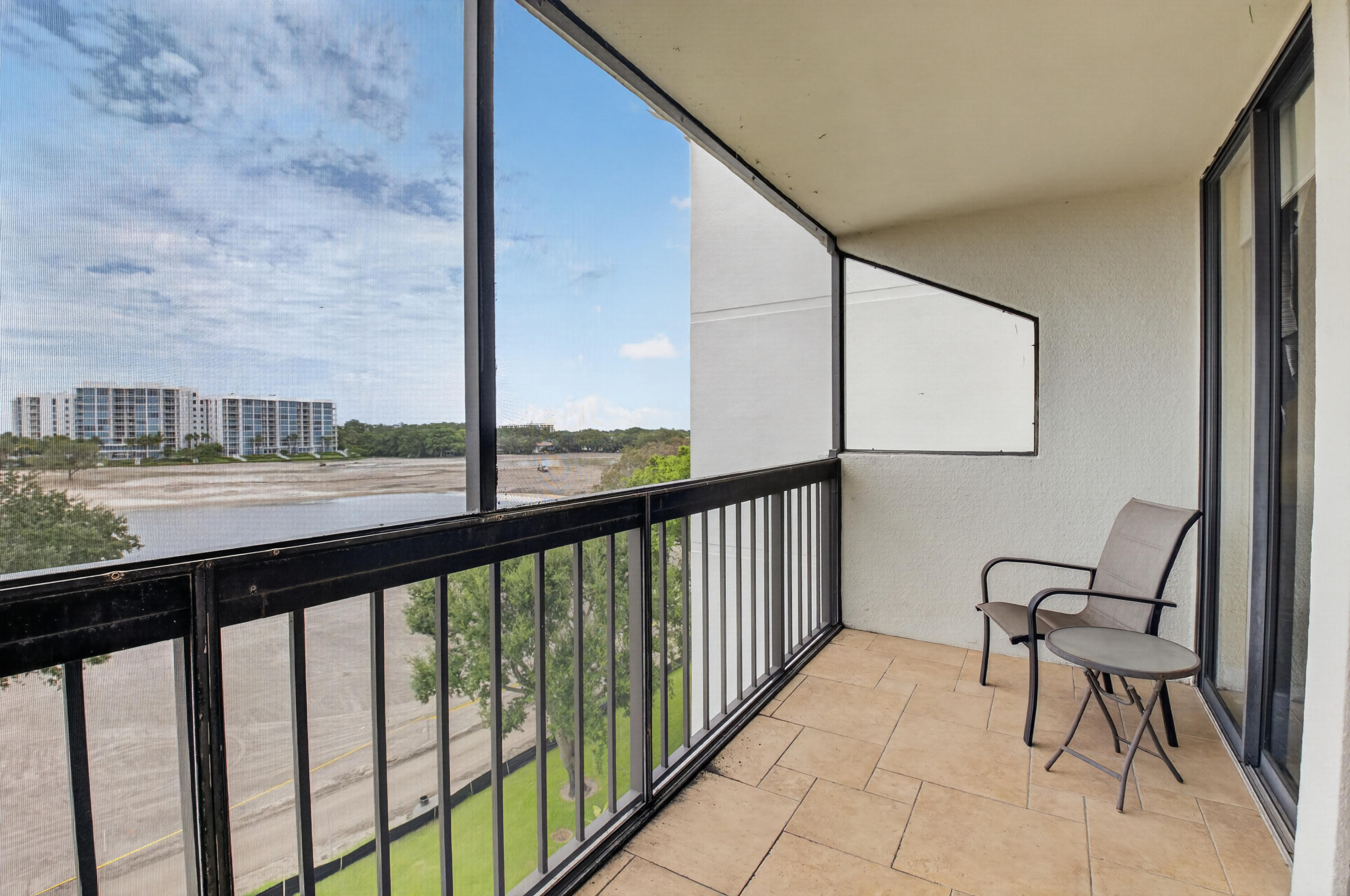 1761 SE Bridgewood, Boca Raton FL 33434