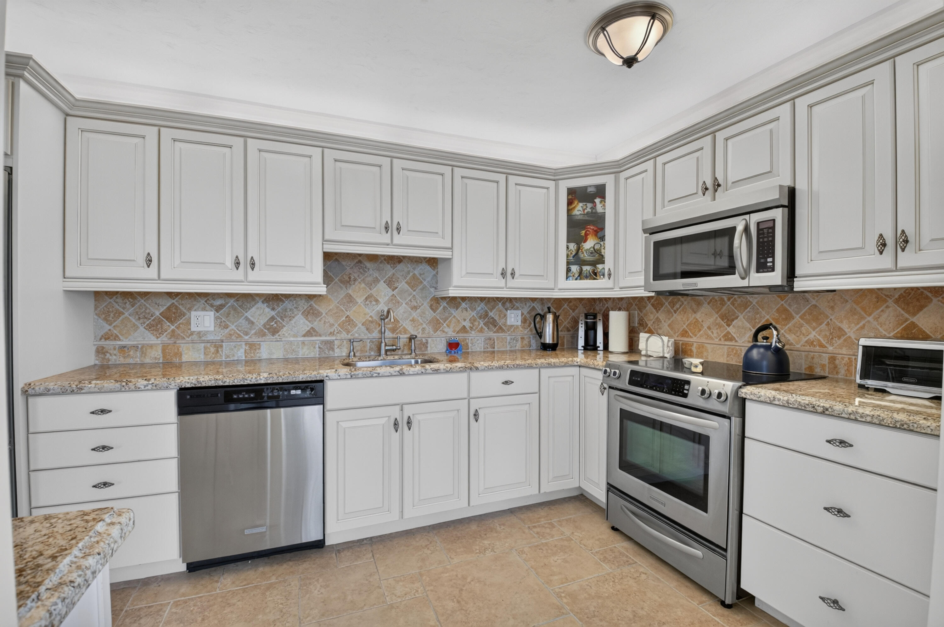 1761 SE Bridgewood, Boca Raton FL 33434