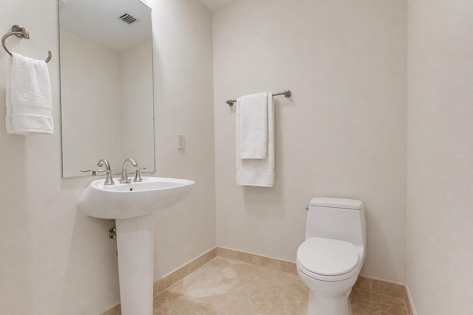 701 S OLIVE #1706, West Palm Beach FL 33401