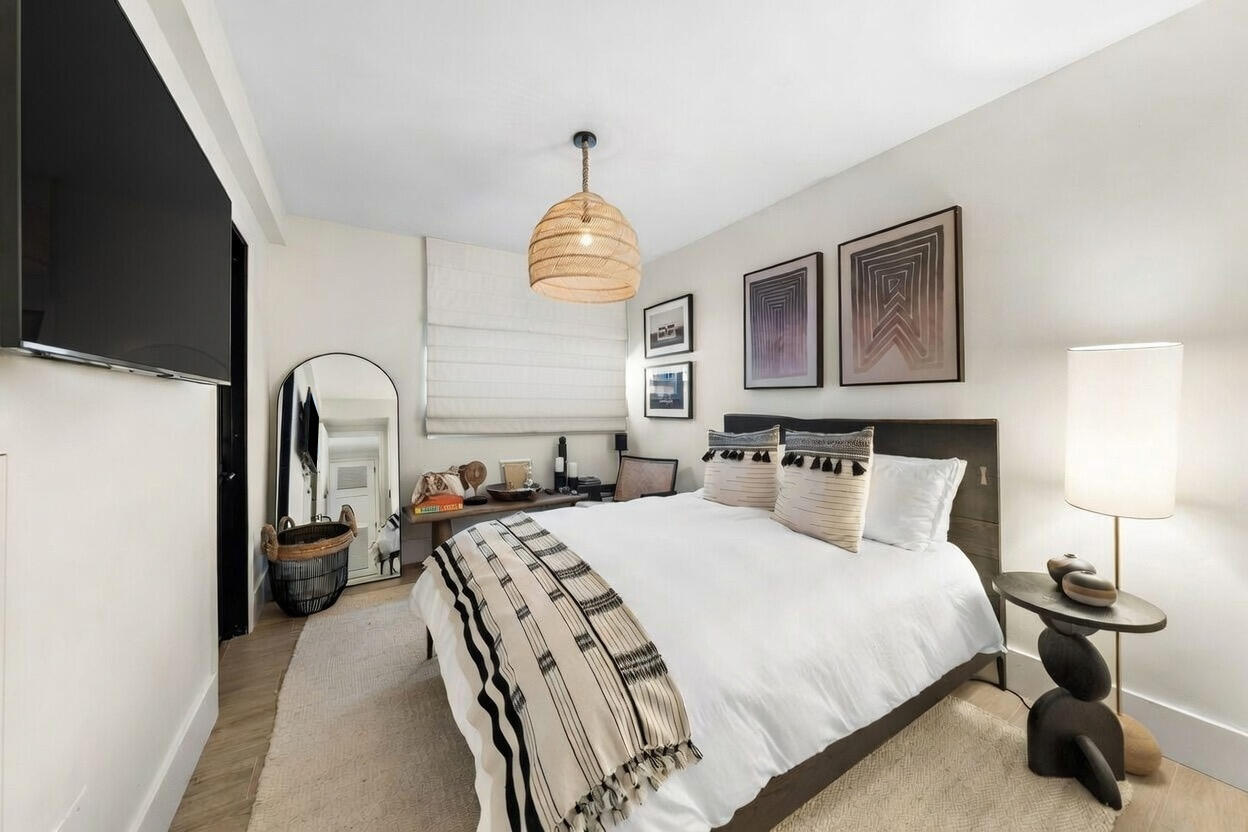 2765 Brickell, Miami FL 33129