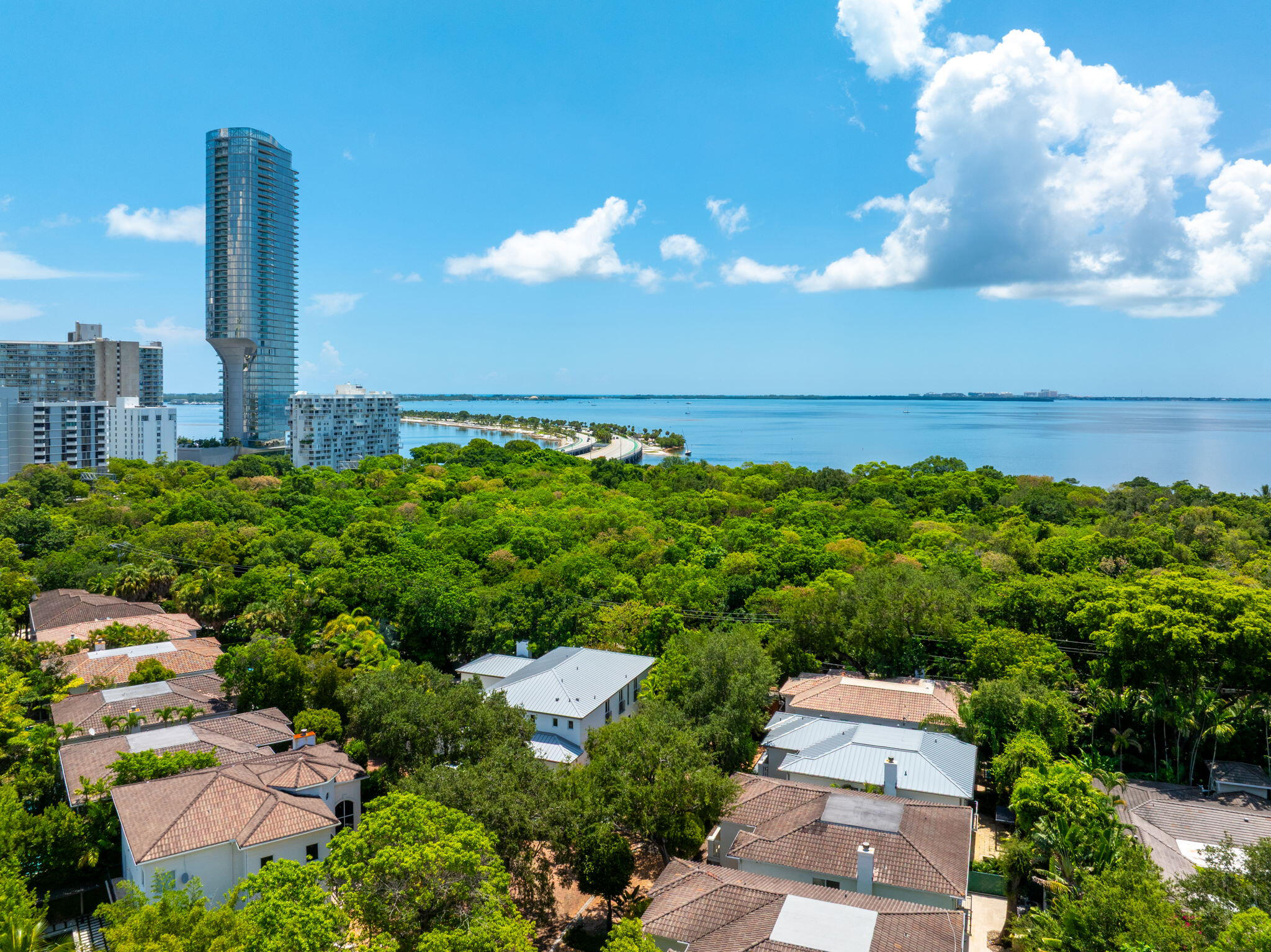 2765 Brickell, Miami FL 33129