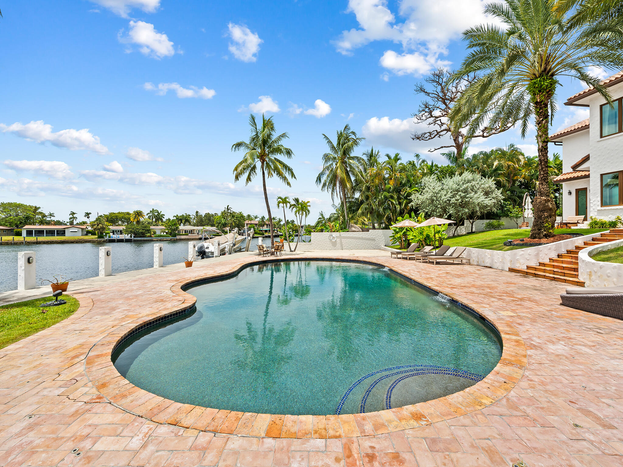 2101 MIDDLE RIVER, Fort Lauderdale FL 33305
