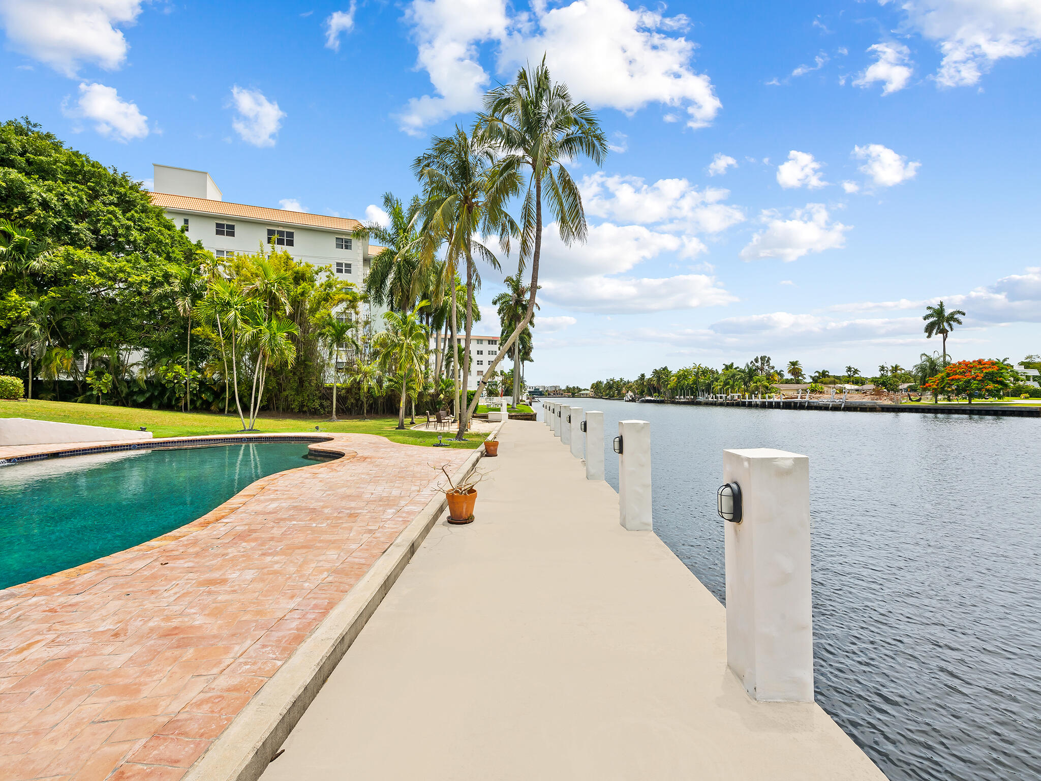 2101 MIDDLE RIVER, Fort Lauderdale FL 33305