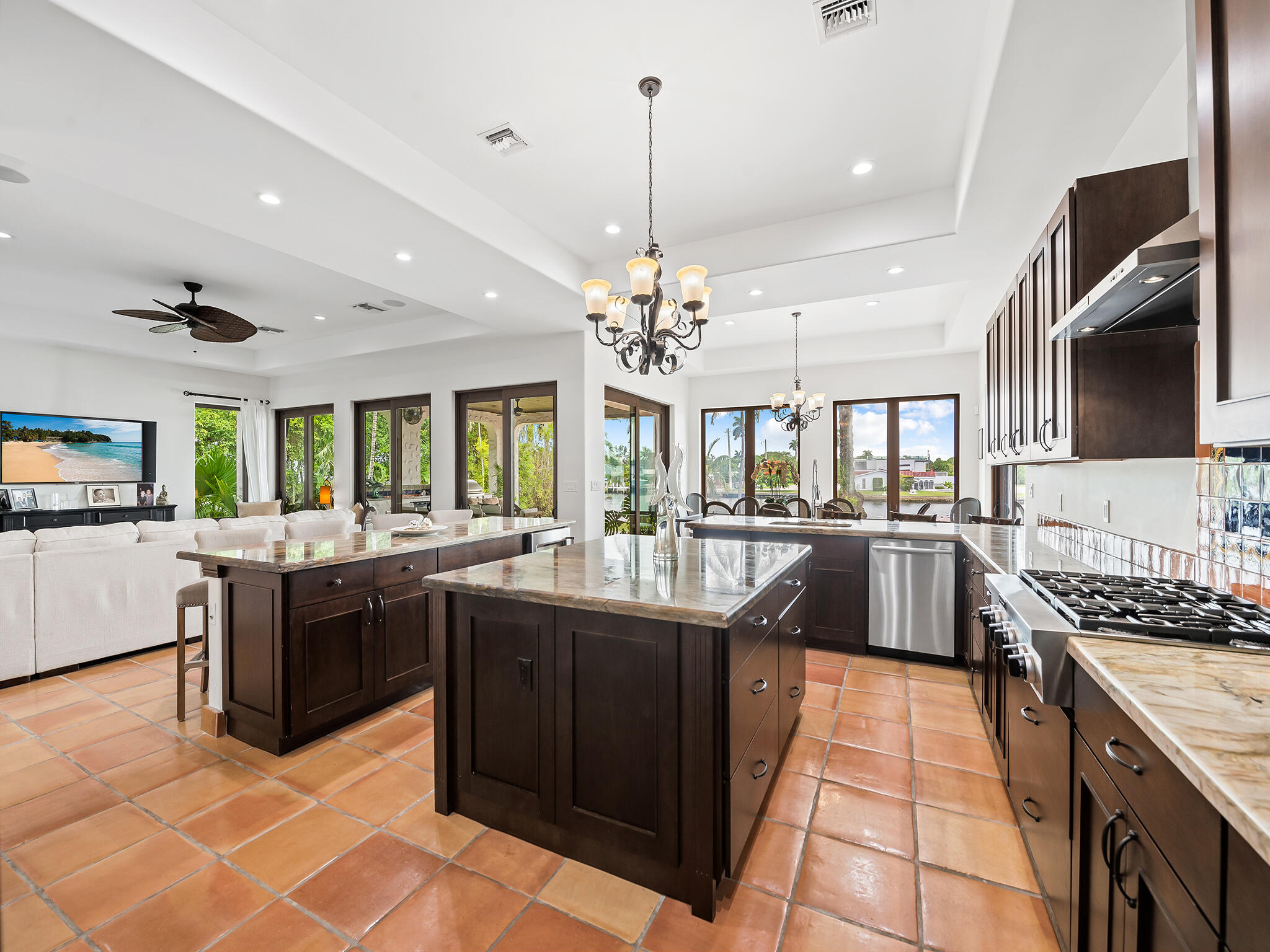 2101 MIDDLE RIVER, Fort Lauderdale FL 33305
