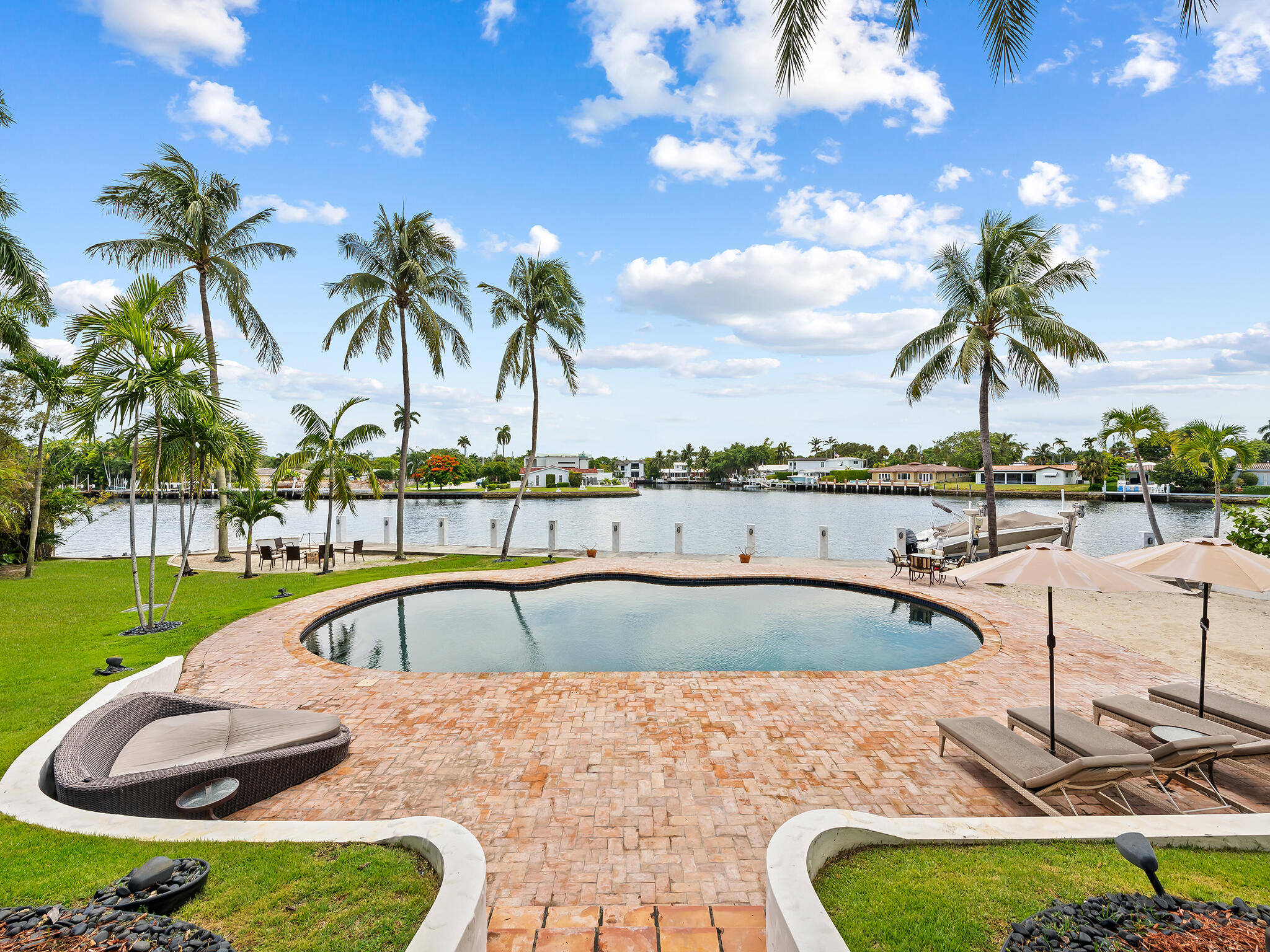 2101 MIDDLE RIVER, Fort Lauderdale FL 33305